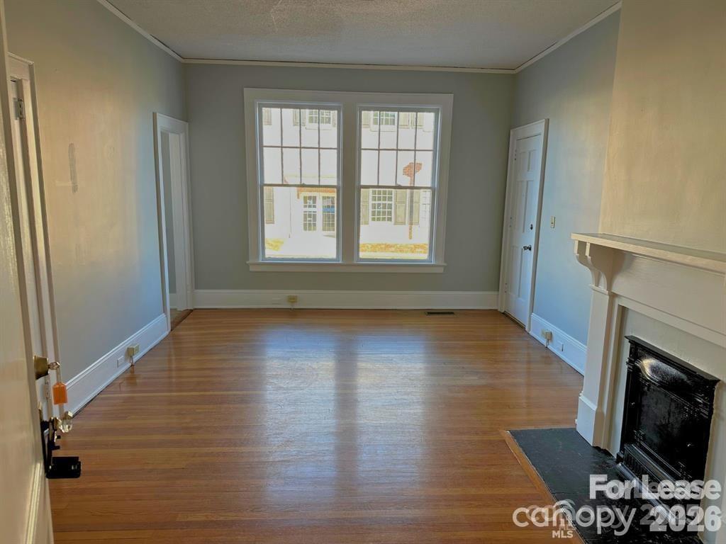 417 E Main Street 101 Property Photo 2