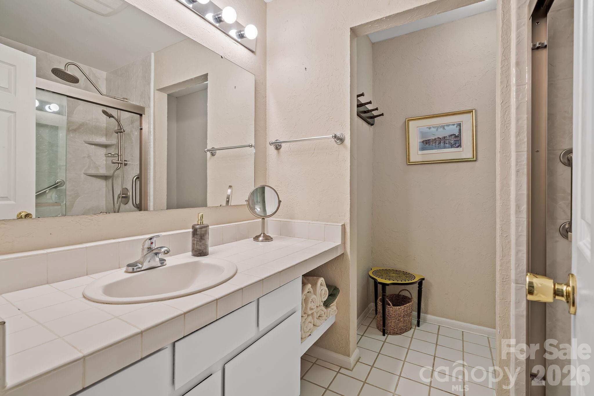 2 Brae Burn Way Property Photo 17