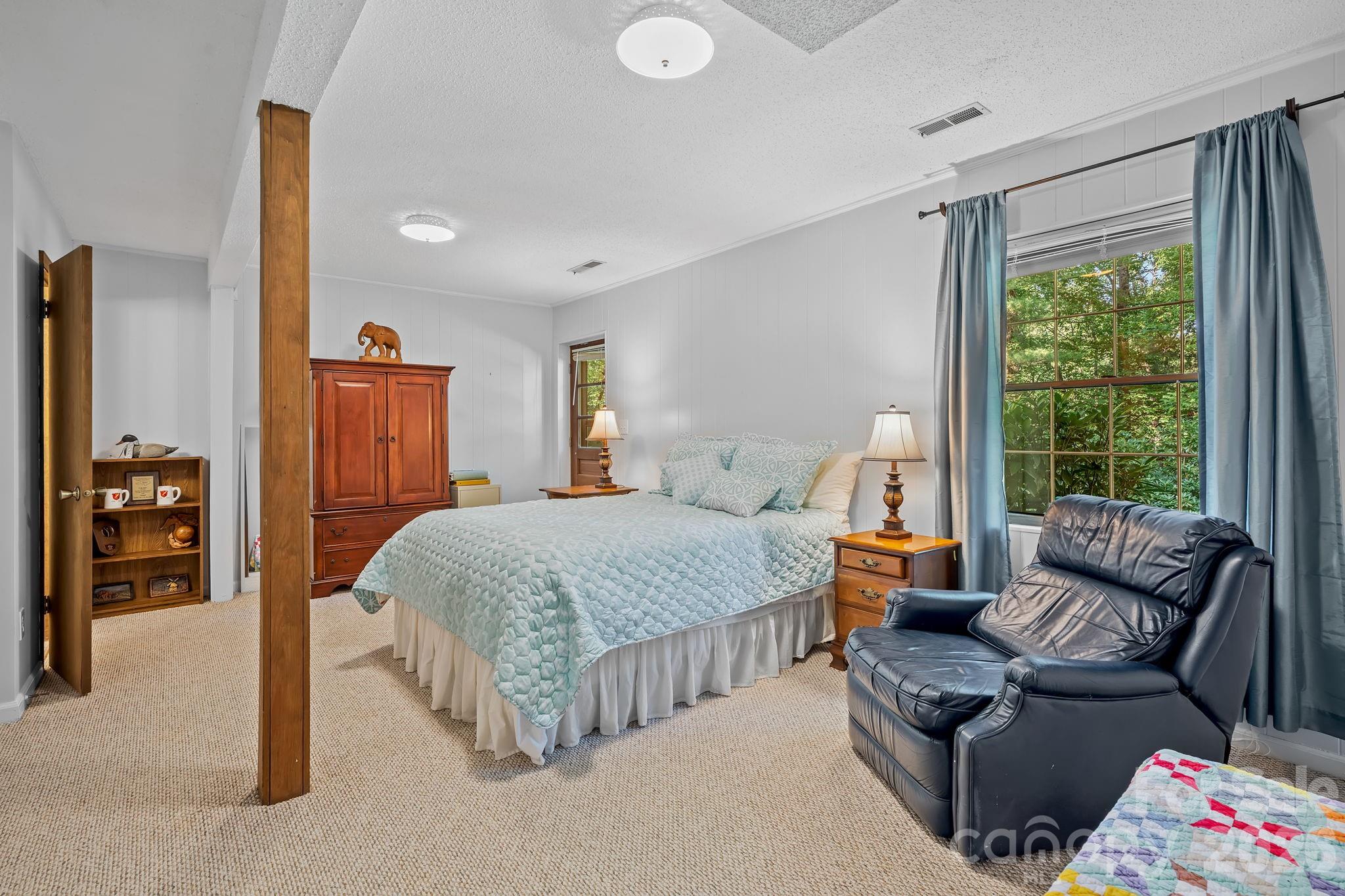2 Brae Burn Way Property Photo 22