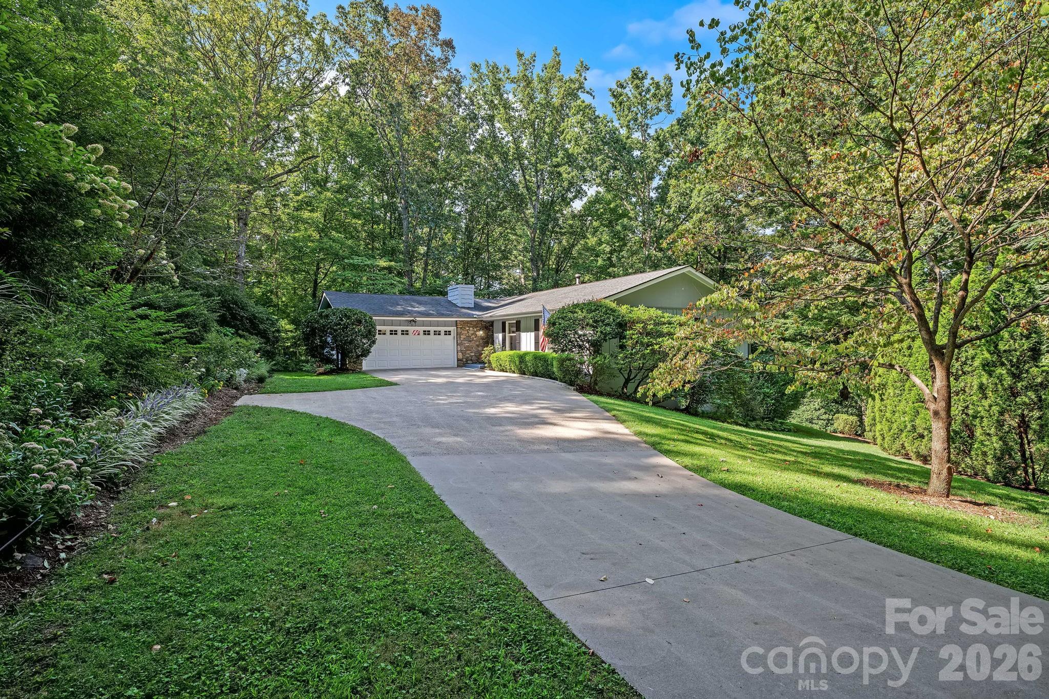 2 Brae Burn Way Property Photo 29