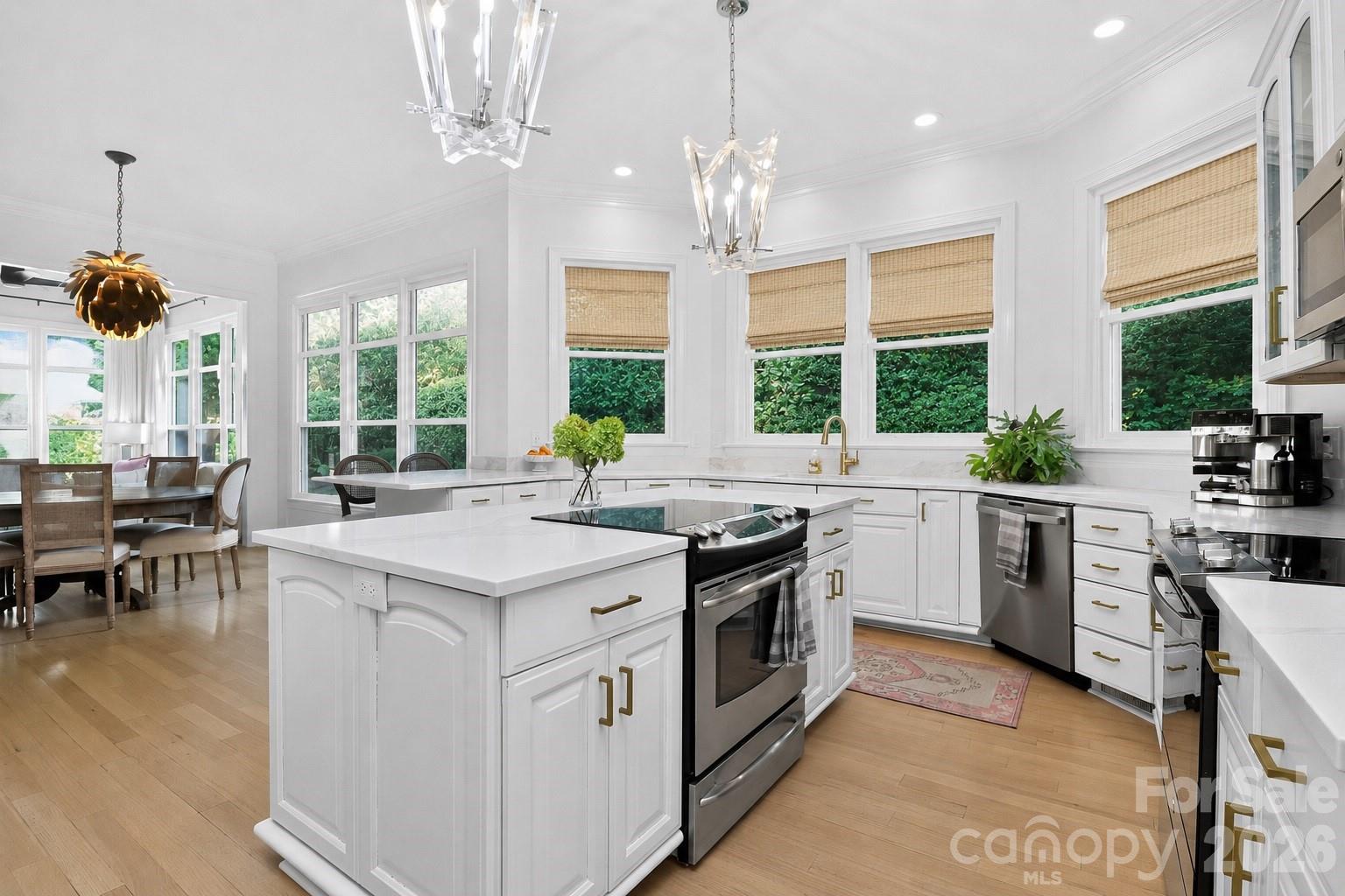 1901 Cortelyou Road Property Photo 7
