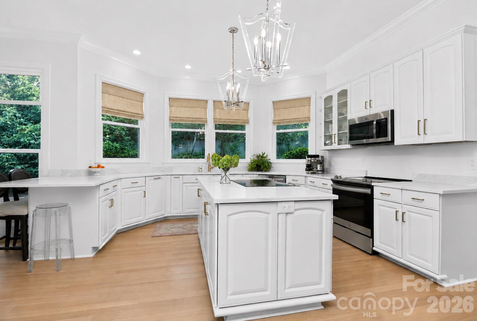 1901 Cortelyou Road Property Photo 7