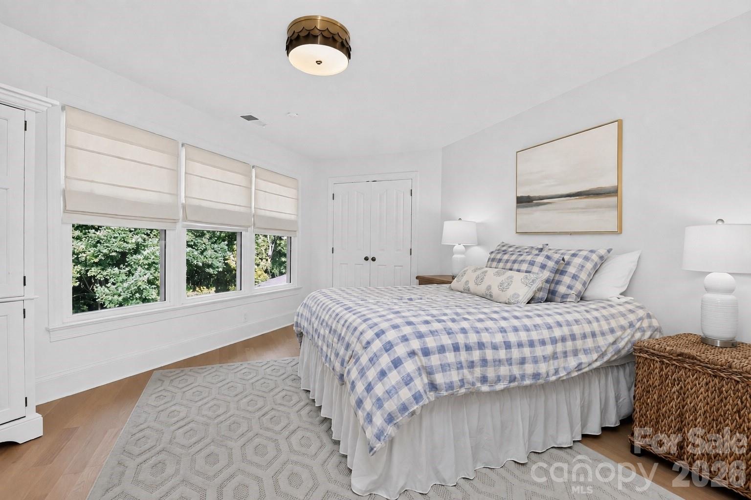 1901 Cortelyou Road Property Photo 17
