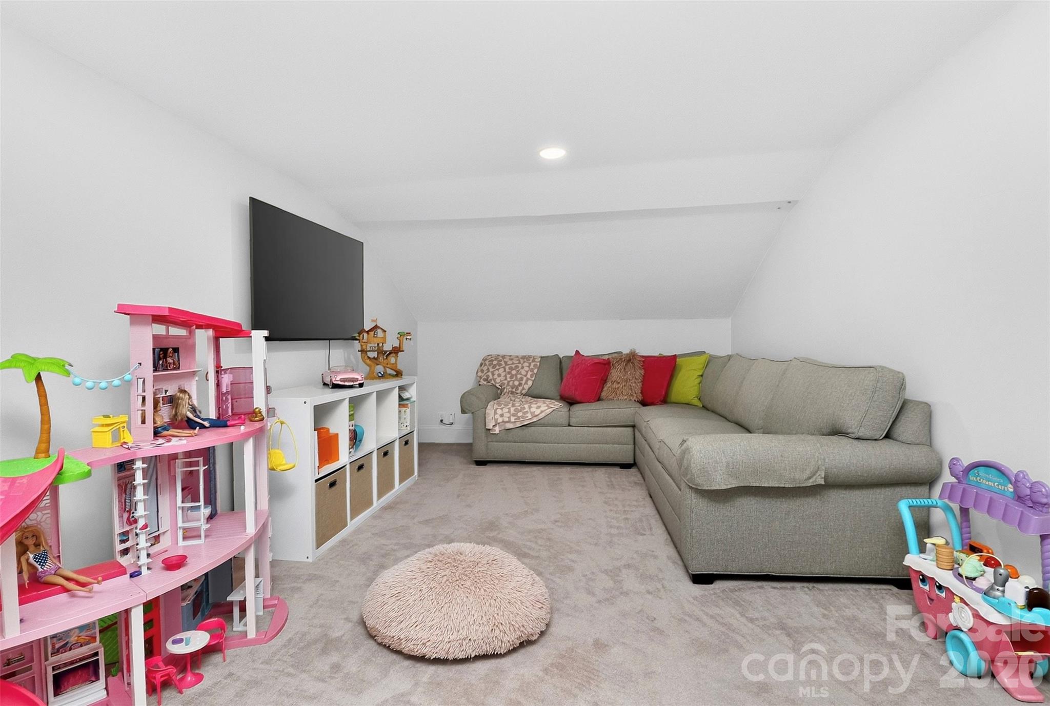 1901 Cortelyou Road Property Photo 21