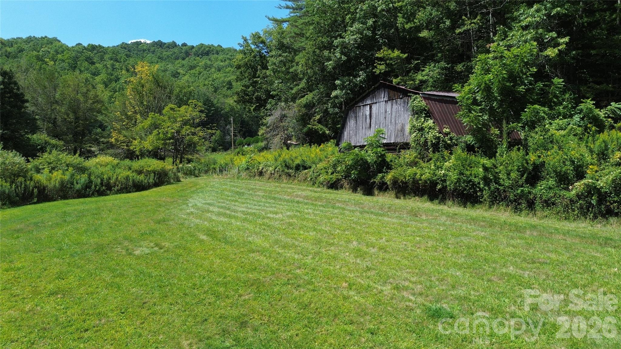 20 Triangle Road Property Photo 9