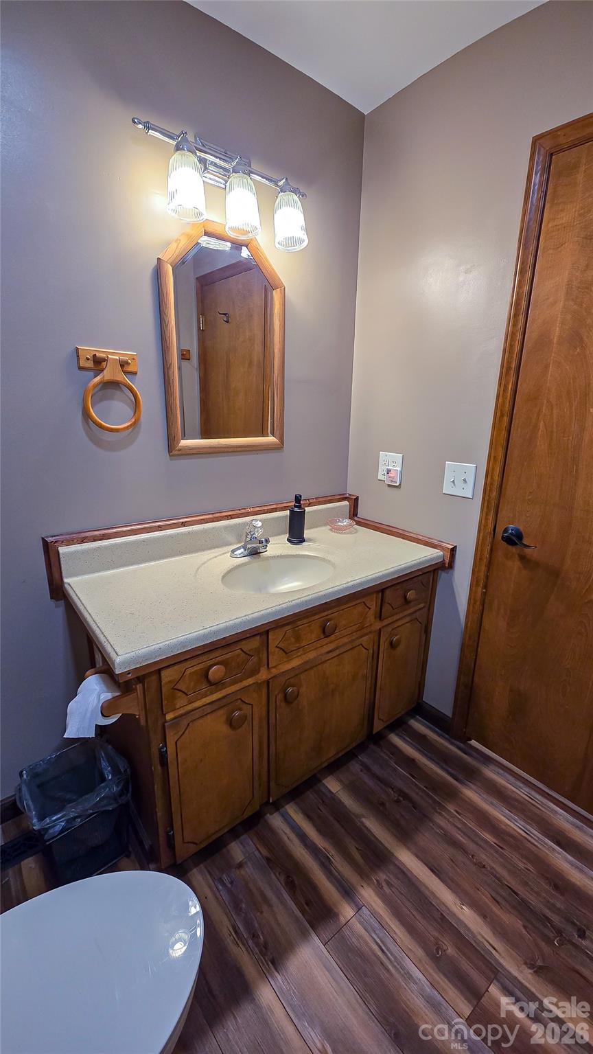 1292 Creekwood Drive Property Photo 11