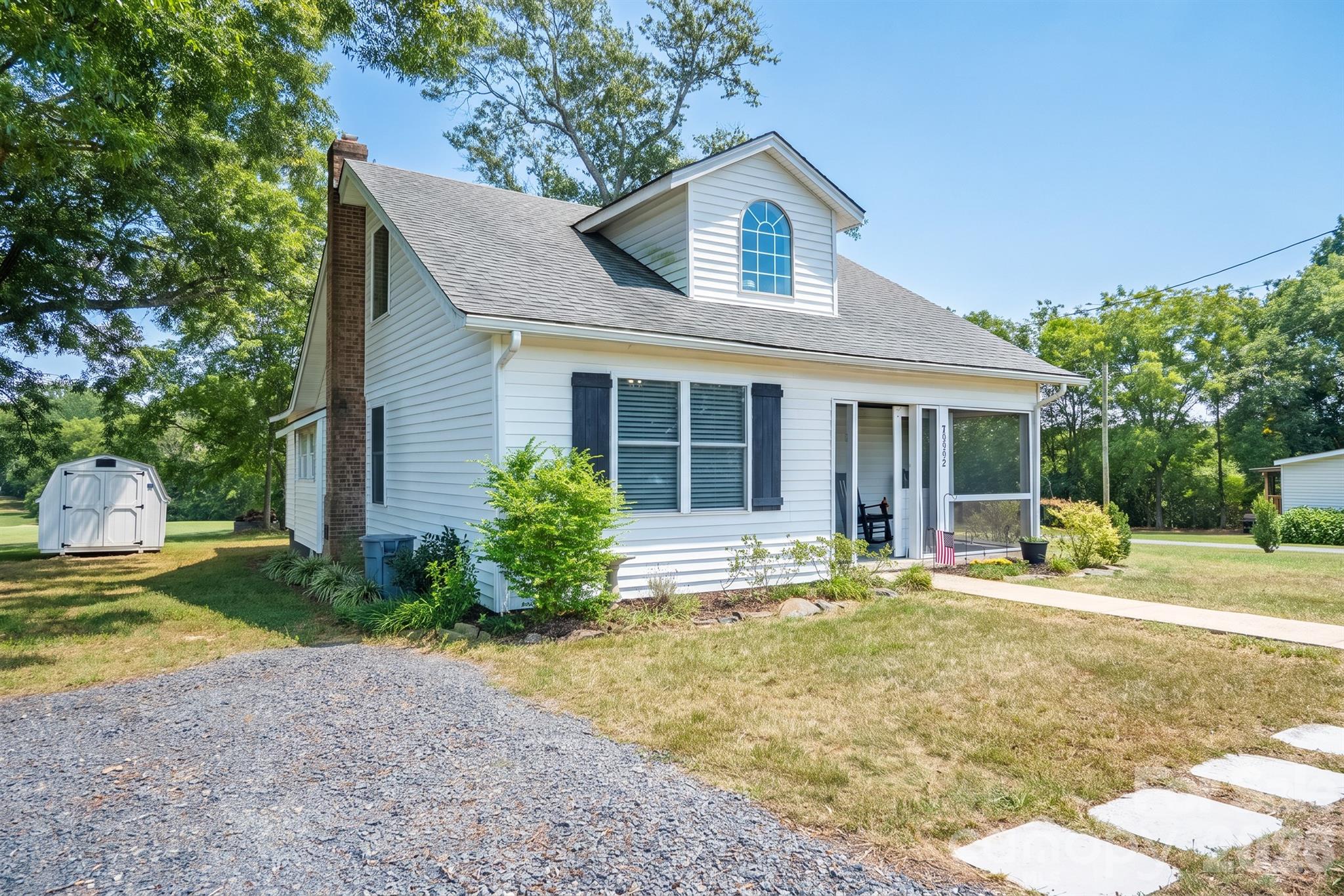 28032 Pole Running Road Property Photo 40