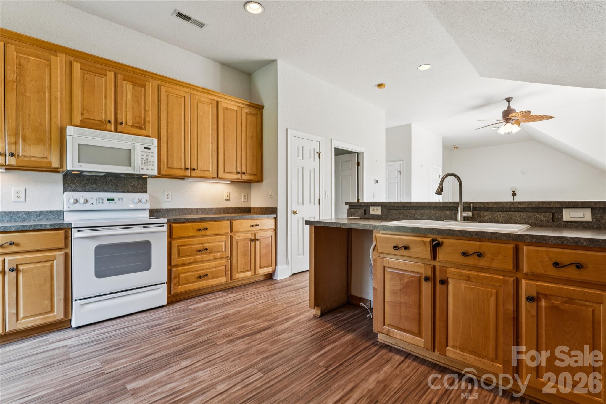 5606 Lander Benton Road Property Photo 18