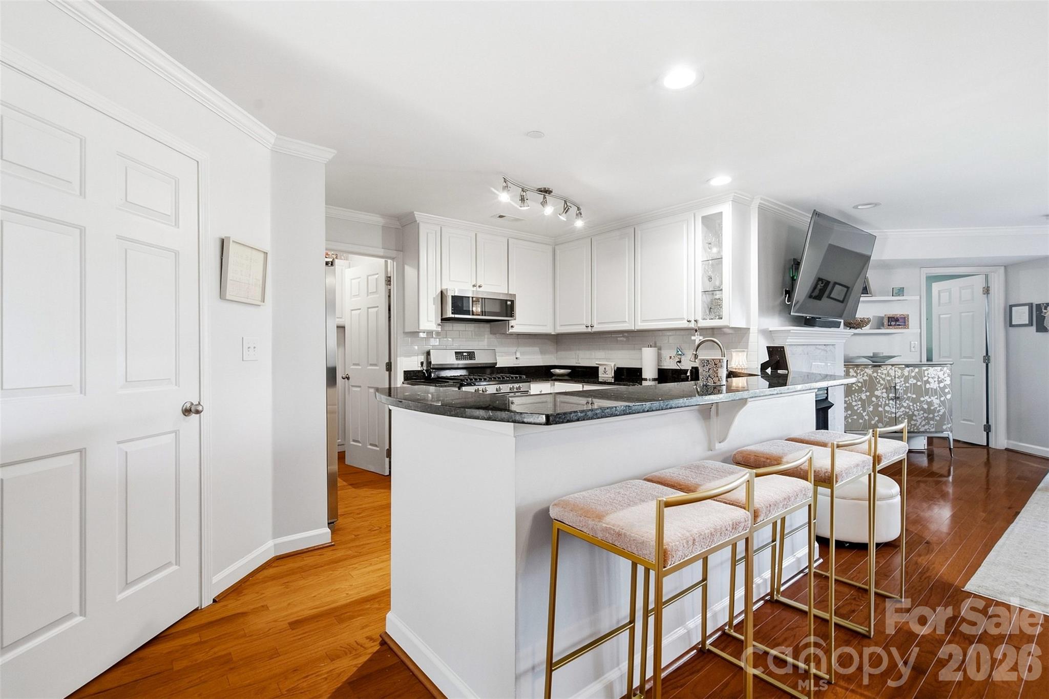 17810 Half Moon Lane K Property Photo 15