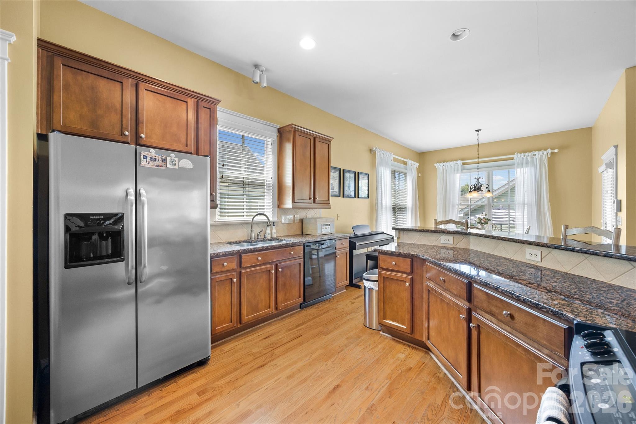 1107 Assembly Street Property Photo 5