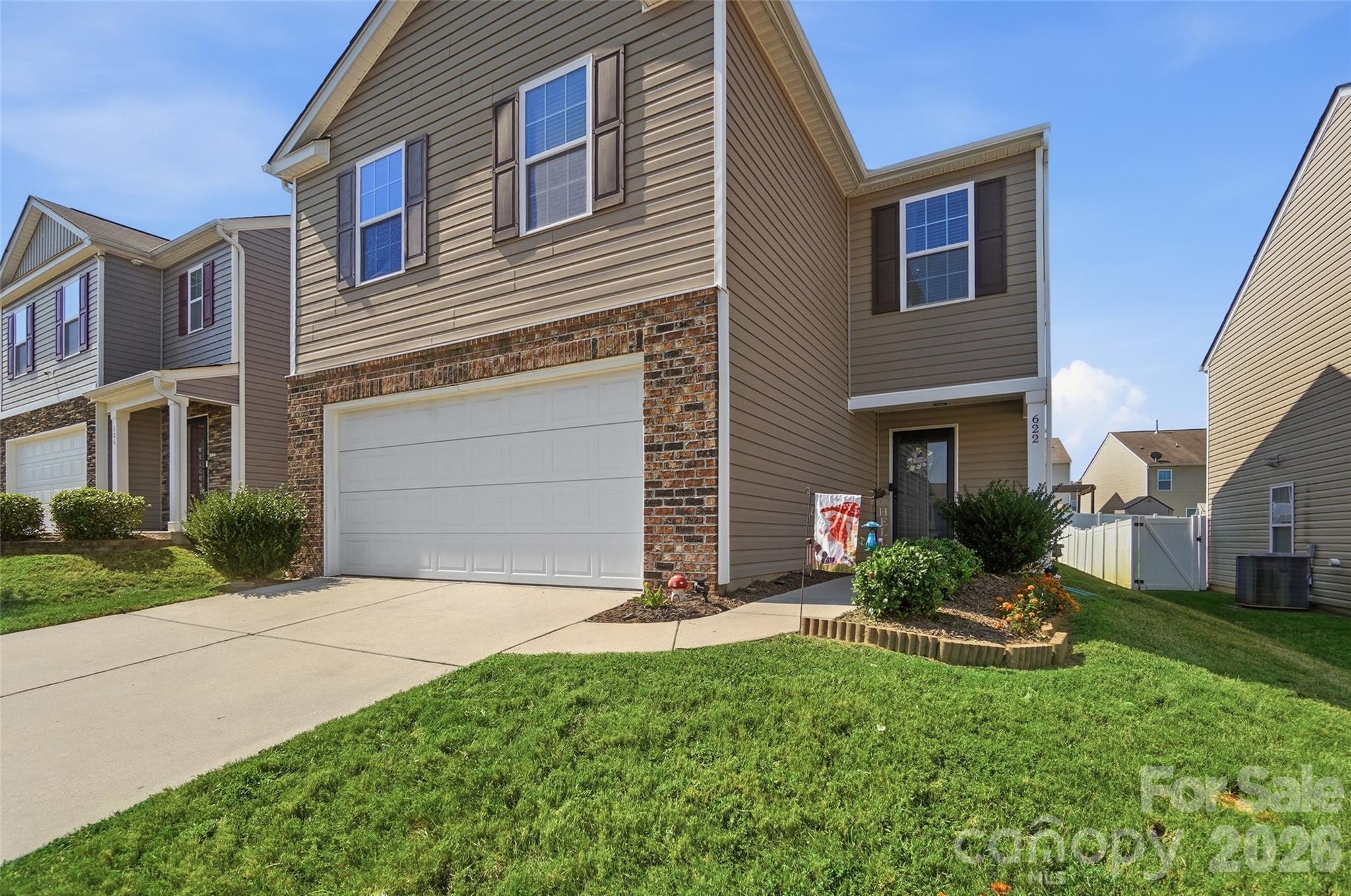 622 Shellbark Drive Property Photo 4