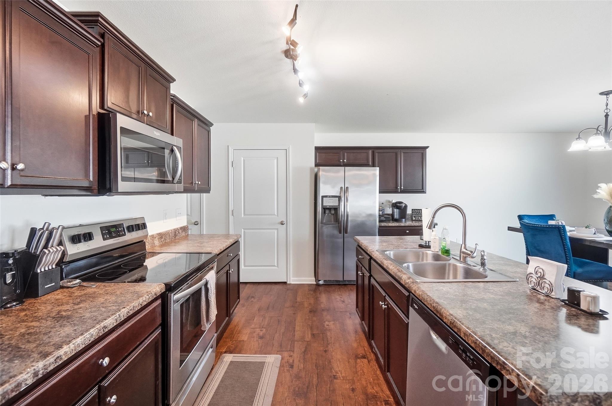 622 Shellbark Drive Property Photo 12