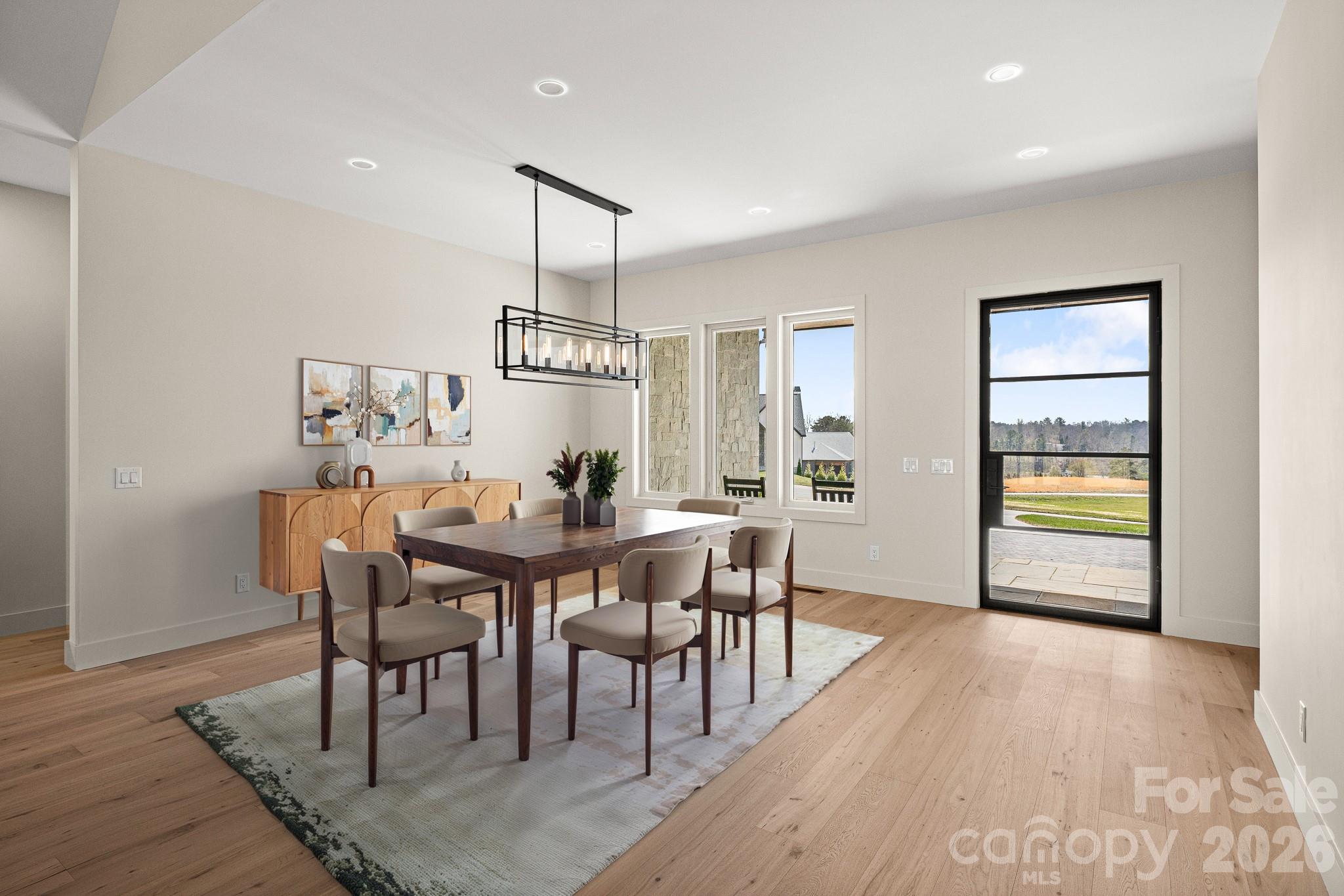 144 Golden Pasture Drive Property Photo 5