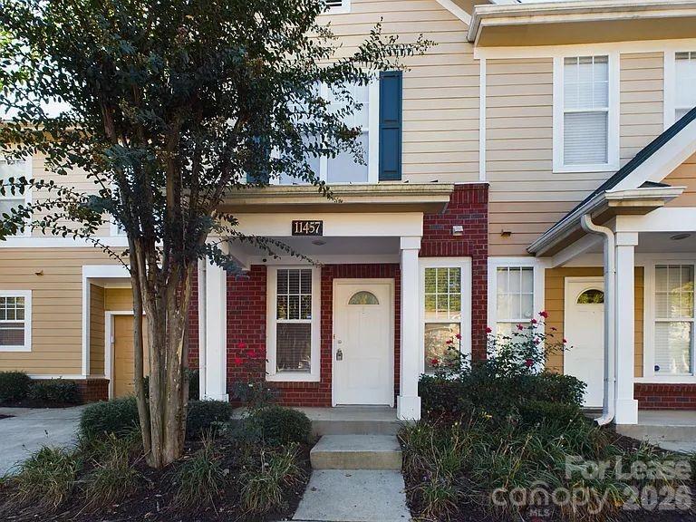 11457 Dixie Glen Drive Property Photo 1