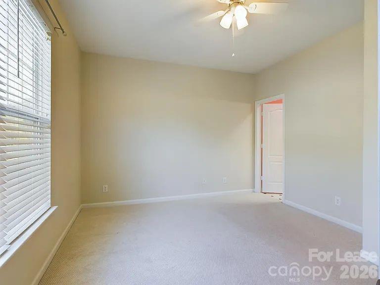 11457 Dixie Glen Drive Property Photo 12