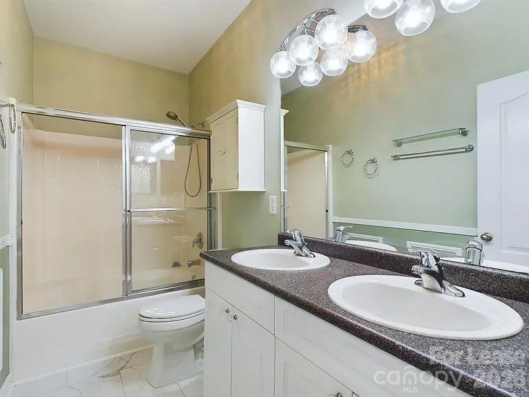 11457 Dixie Glen Drive Property Photo 16