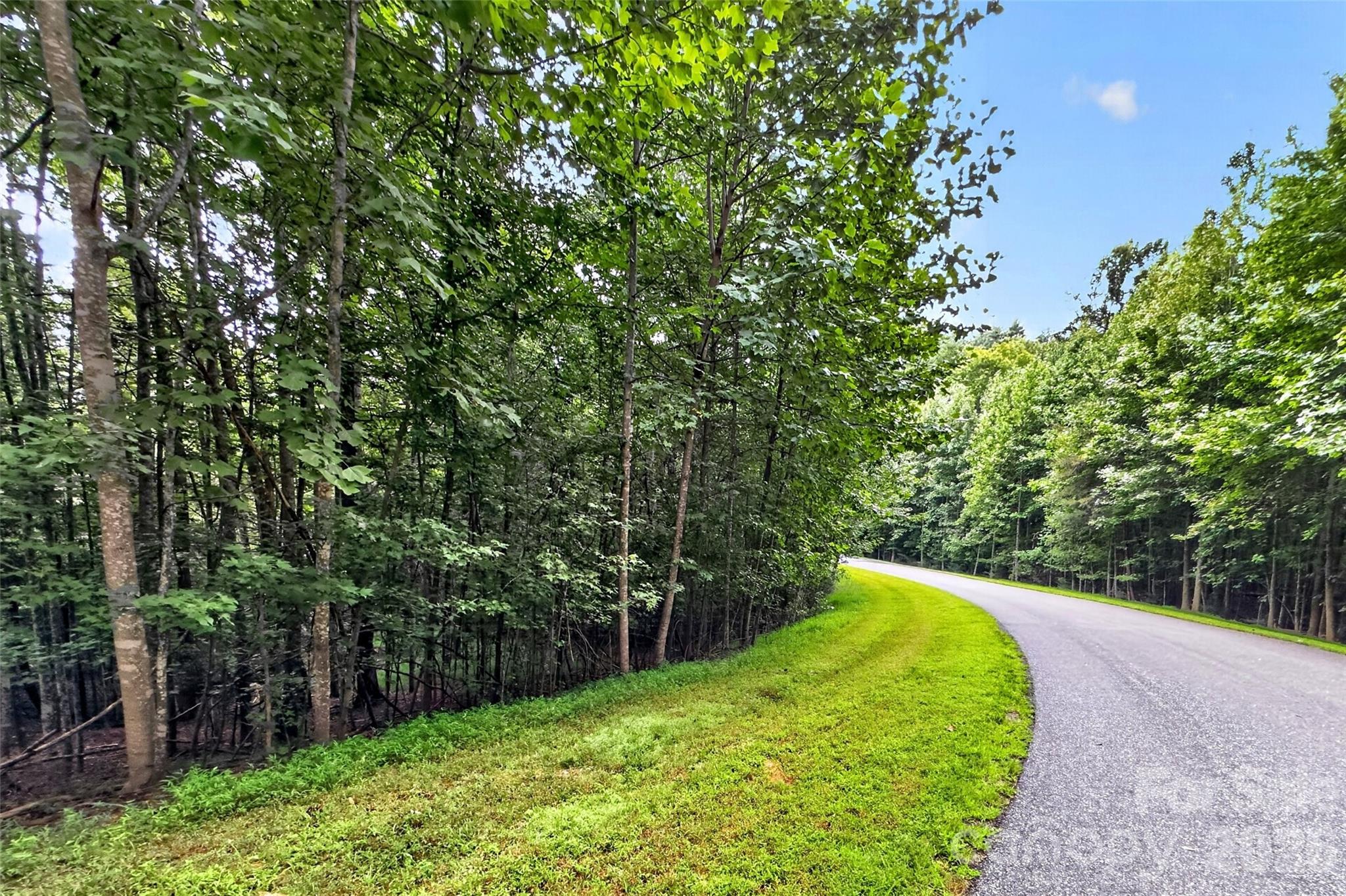 360 Harborside Drive Property Photo 6