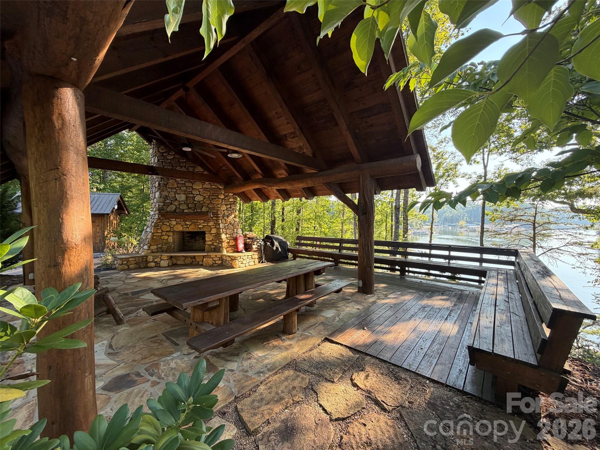360 Harborside Drive Property Photo 28