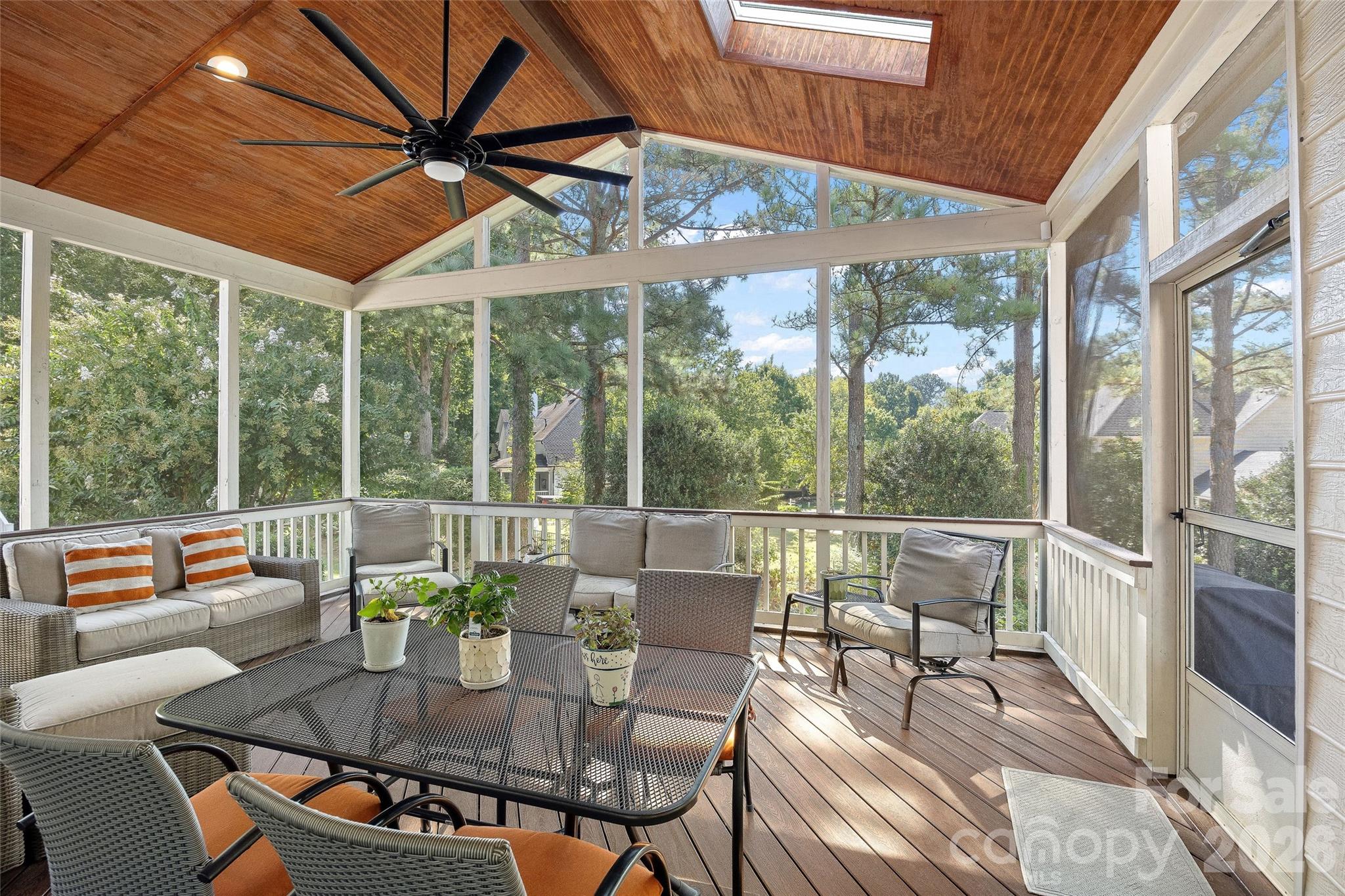 9533 St Barts Lane Property Photo 38