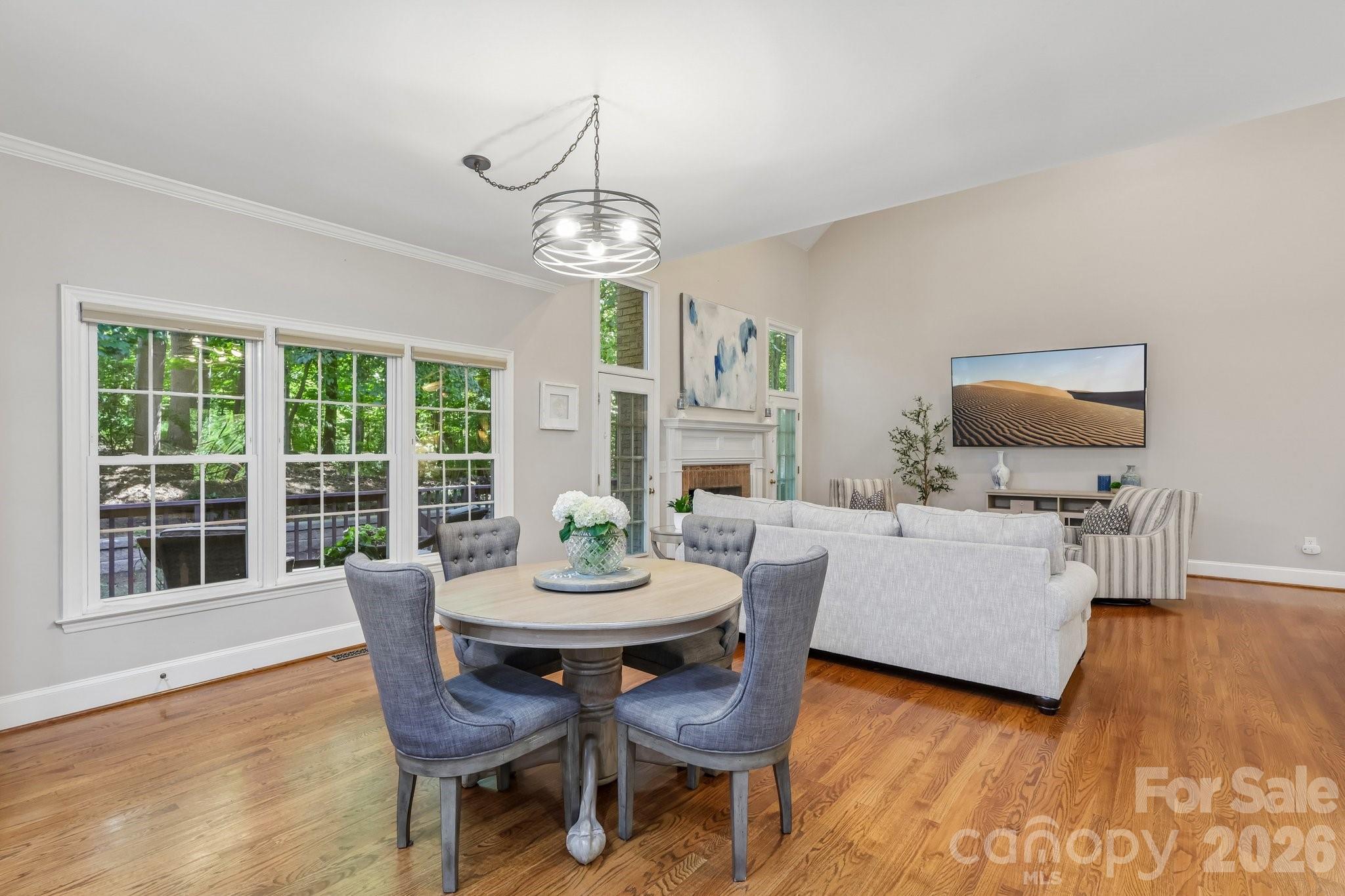5385 Stone Brook Court Property Photo 8