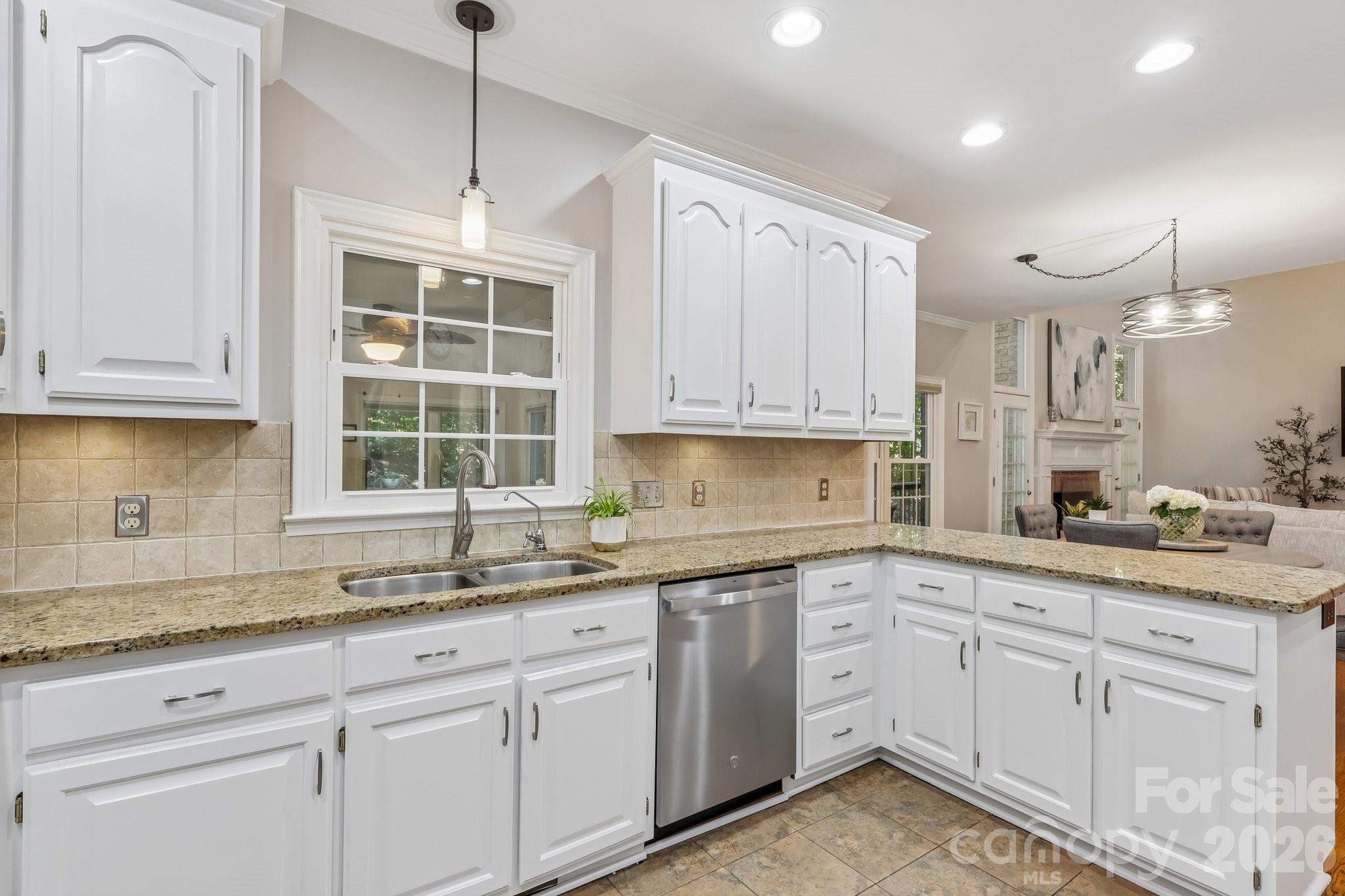 5385 Stone Brook Court Property Photo 12