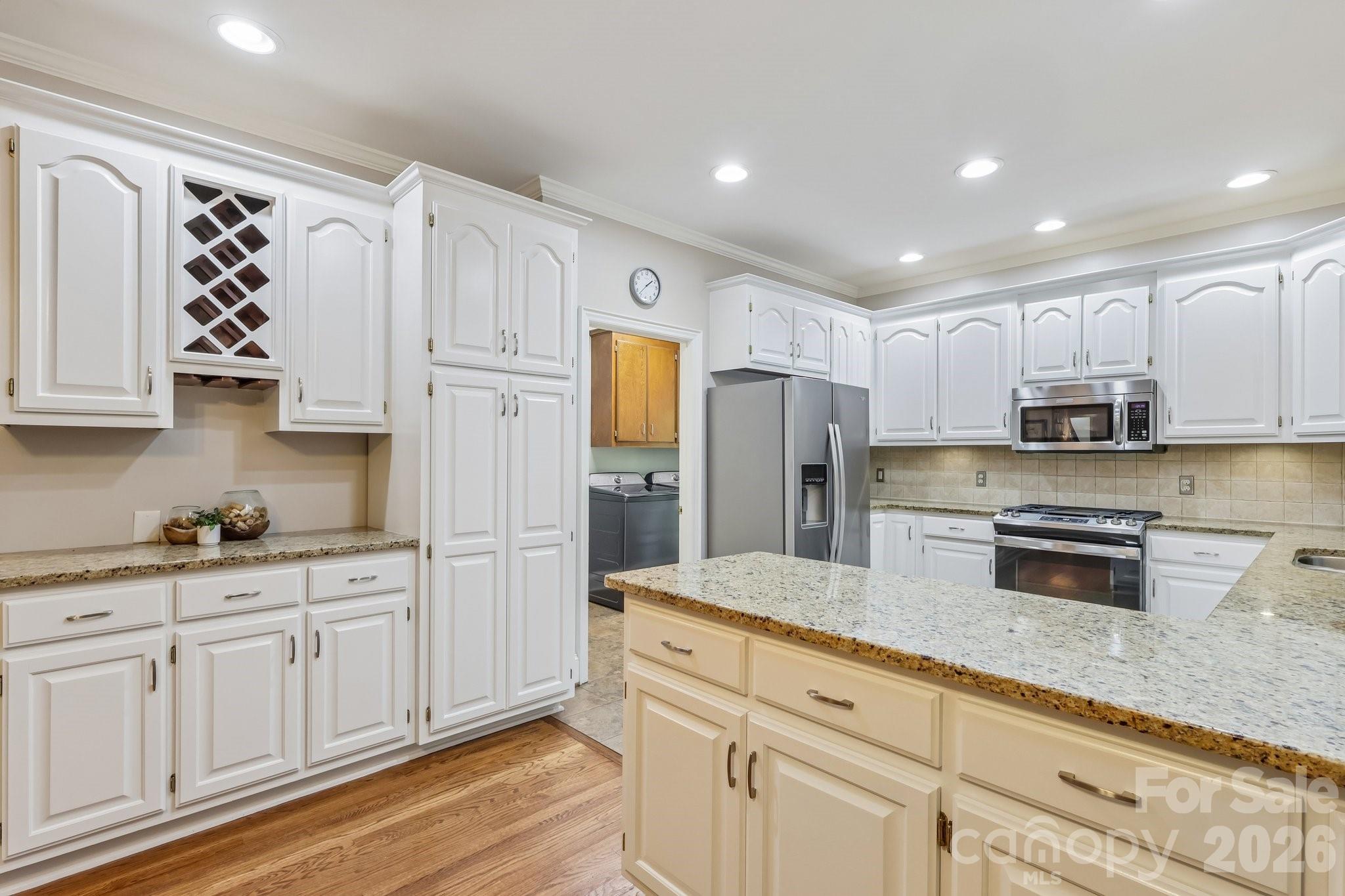5385 Stone Brook Court Property Photo 13