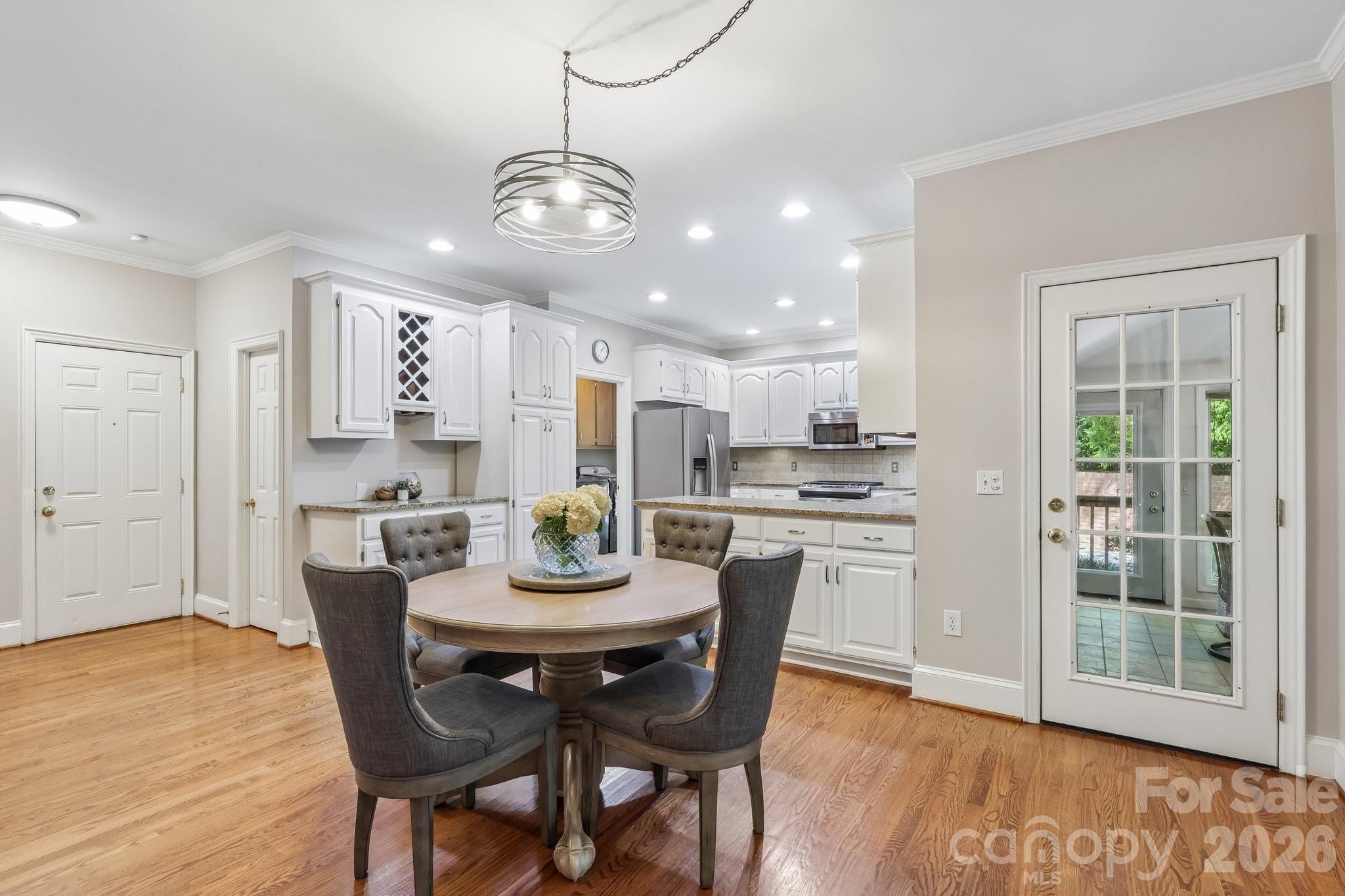 5385 Stone Brook Court Property Photo 14