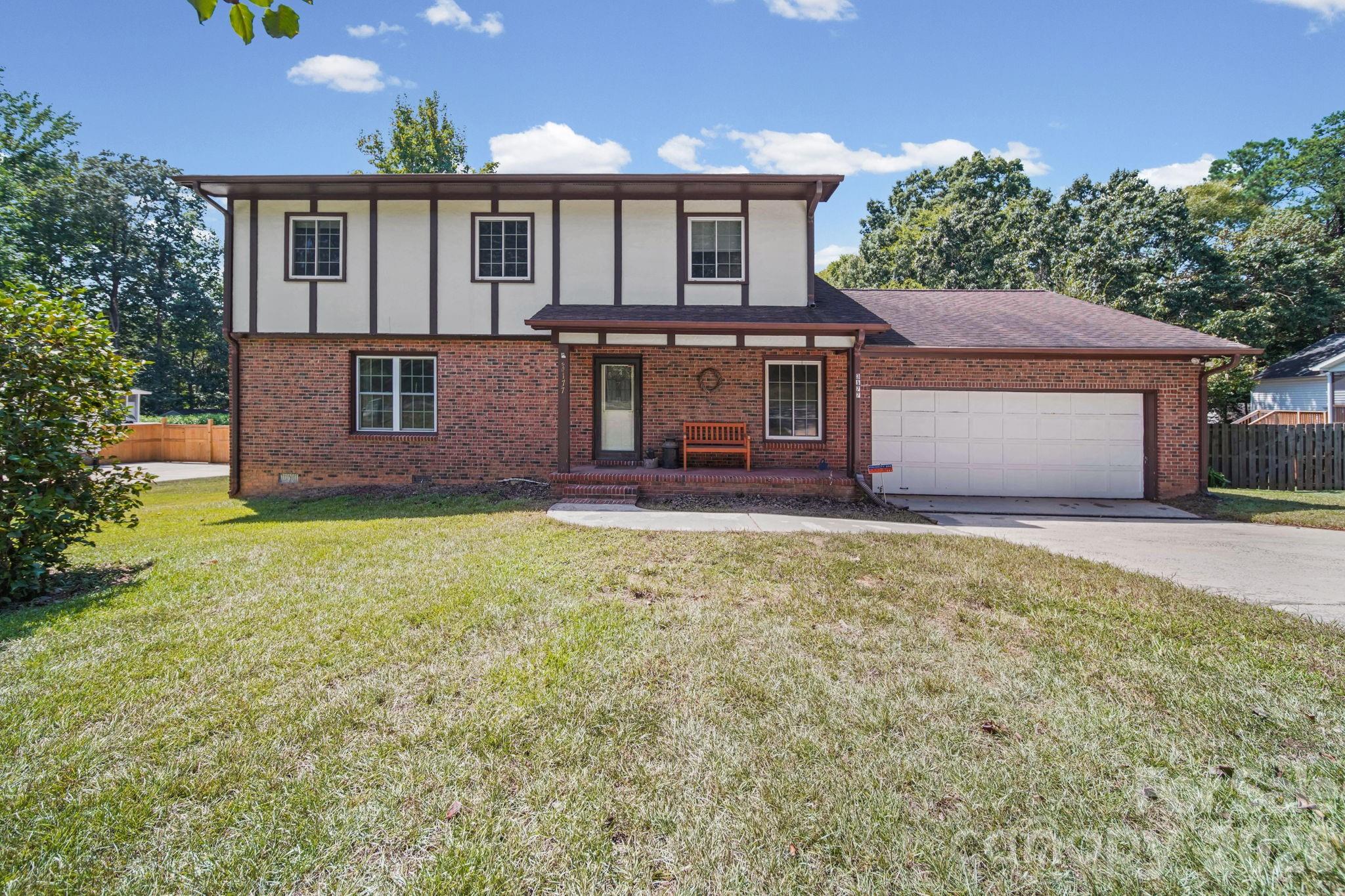 3177 Wimbledon Lane Property Photo 1