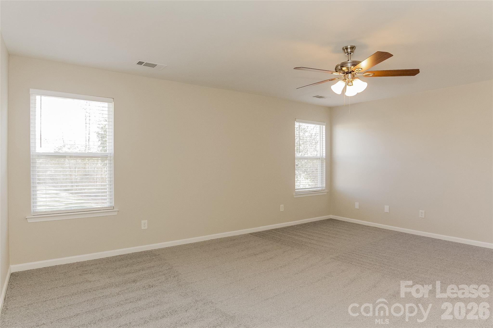 704 Perth Drive Property Photo 9