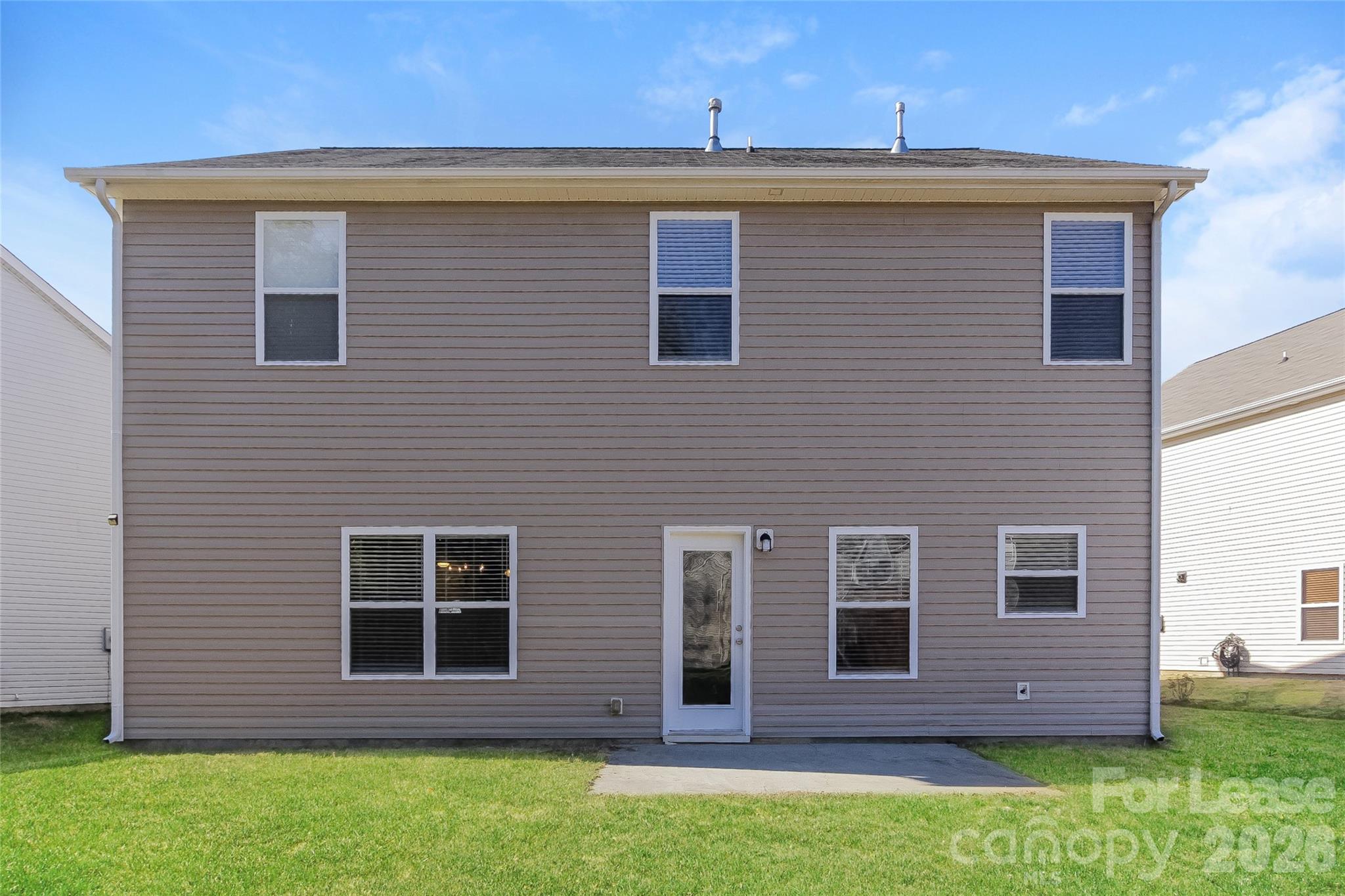 704 Perth Drive Property Photo 15