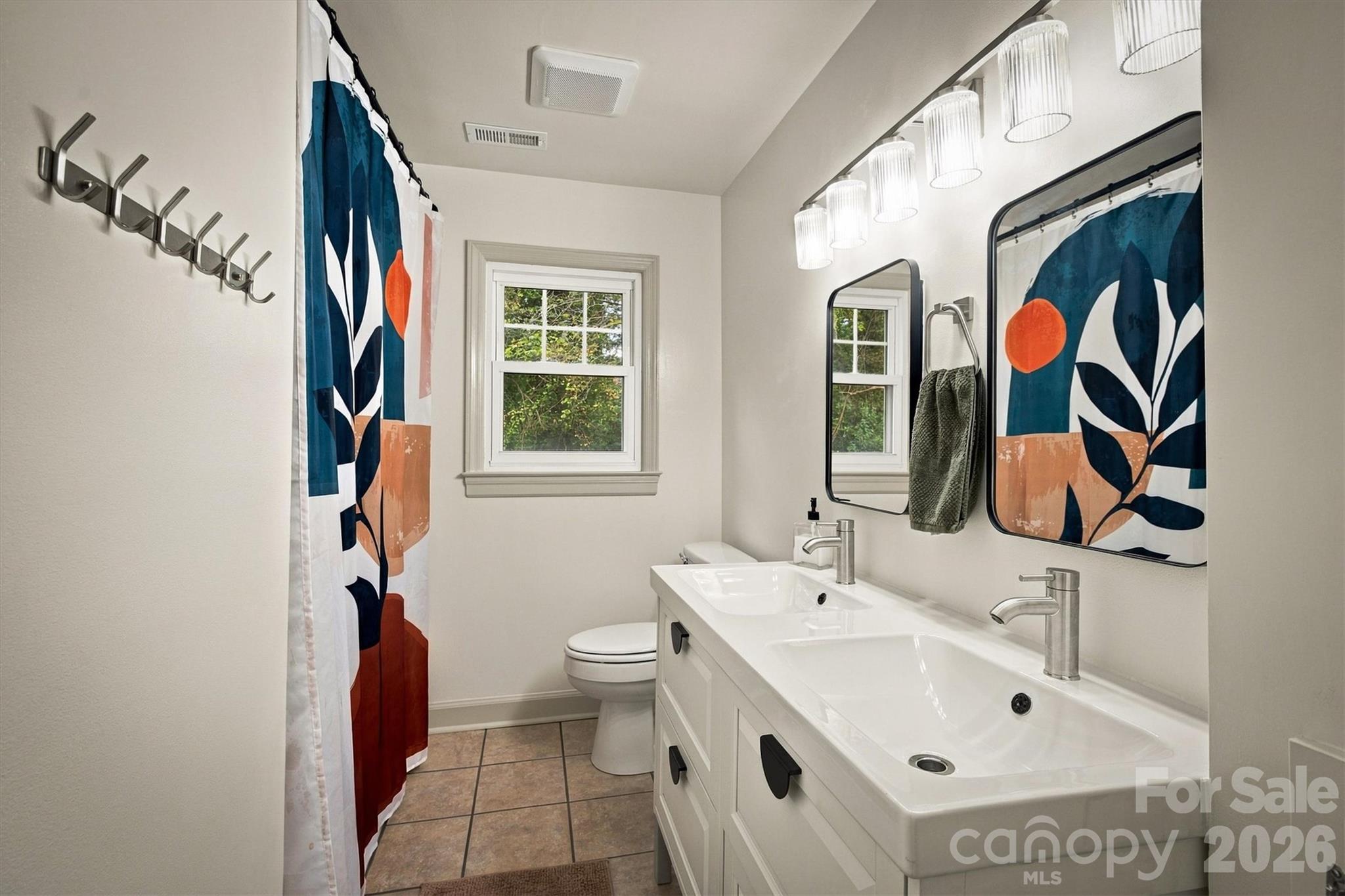 214 Morehead Street Property Photo 13