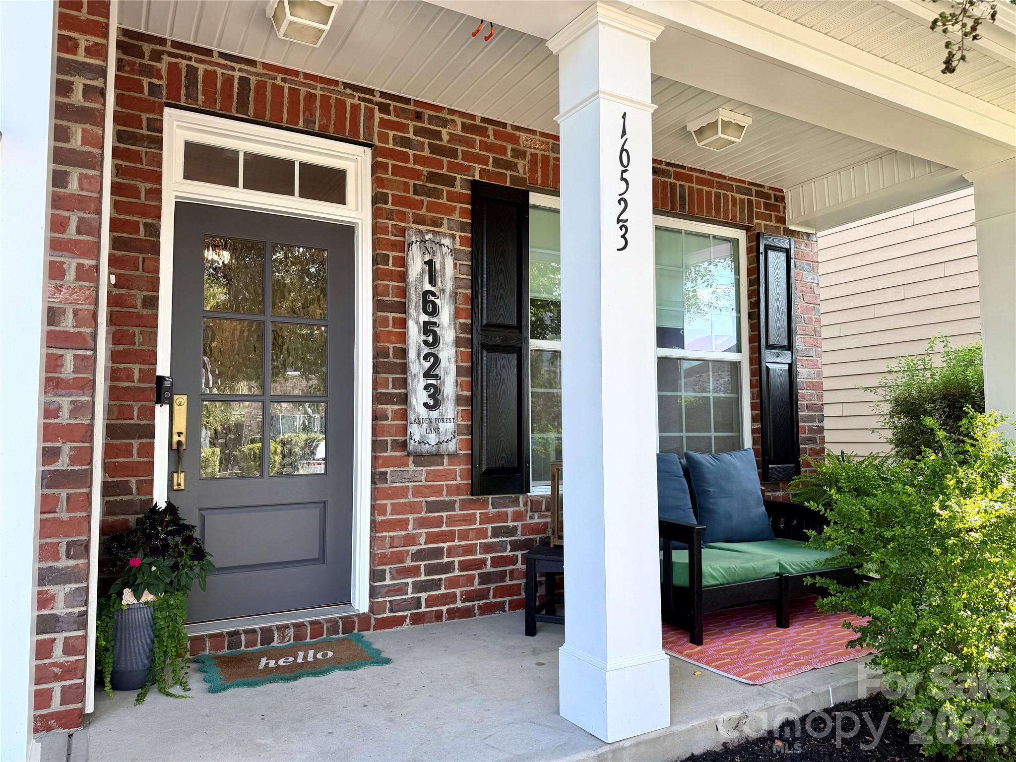 16523 Landen Forest Lane Property Photo 3