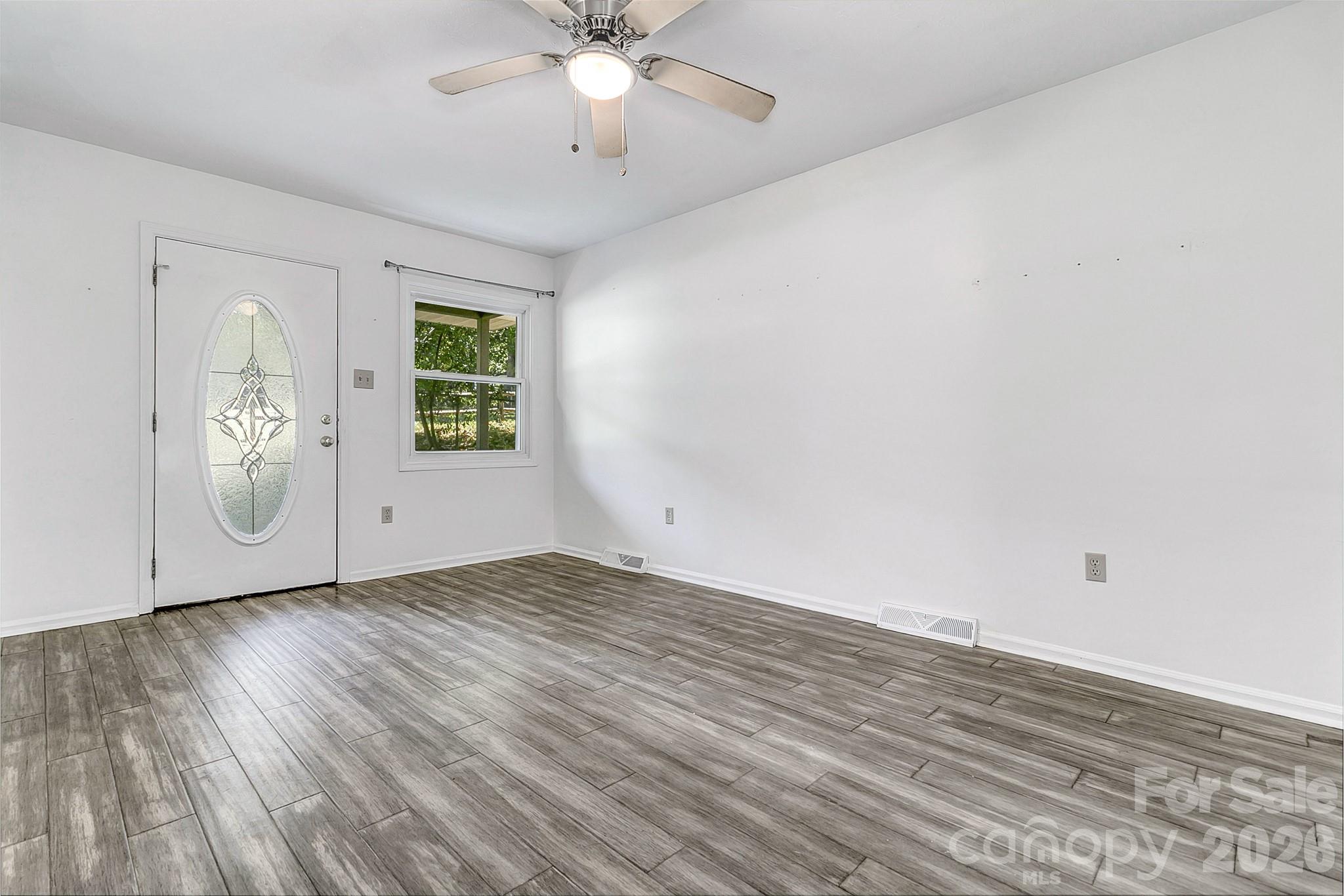 16 Merlin Way Property Photo 12