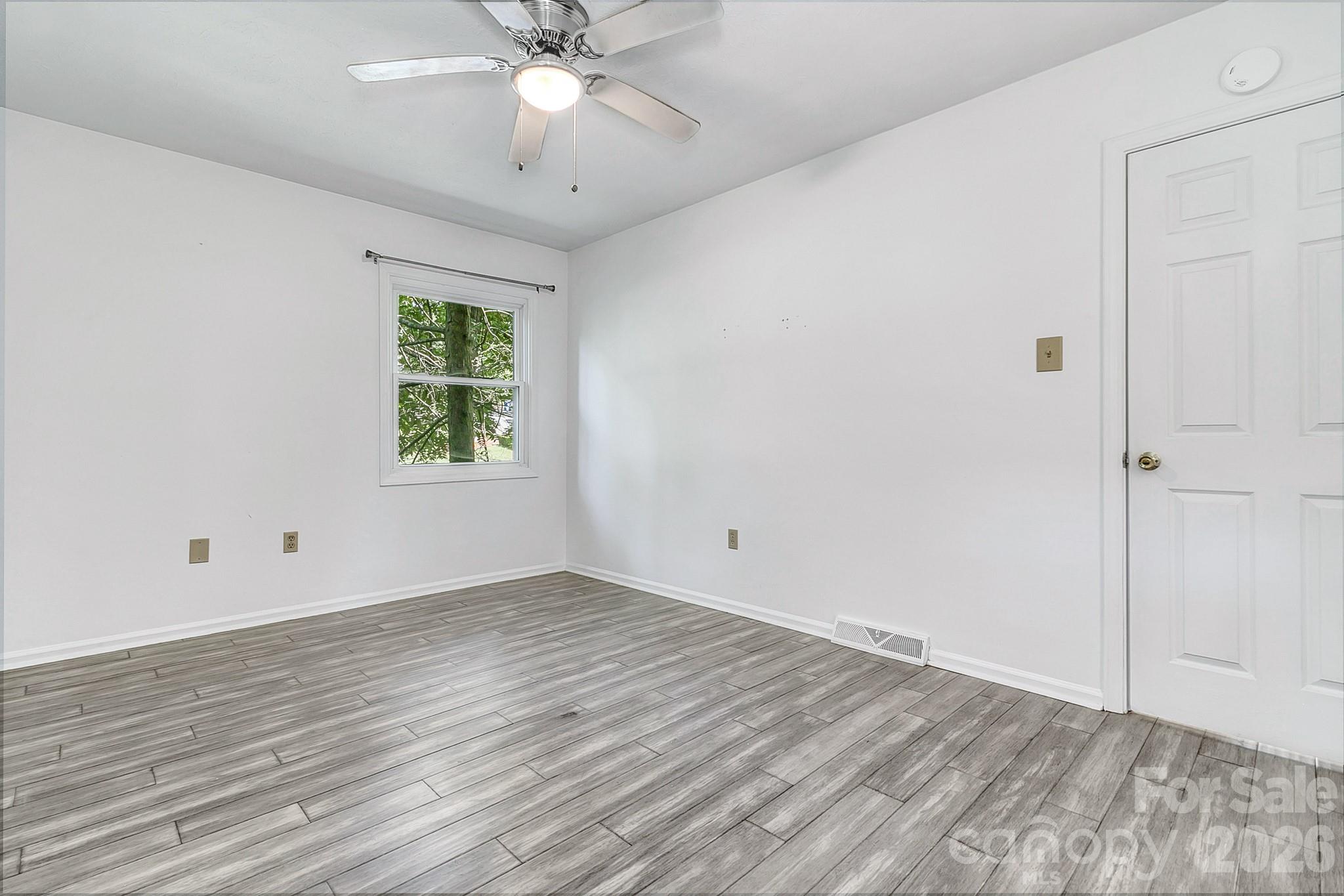 16 Merlin Way Property Photo 16