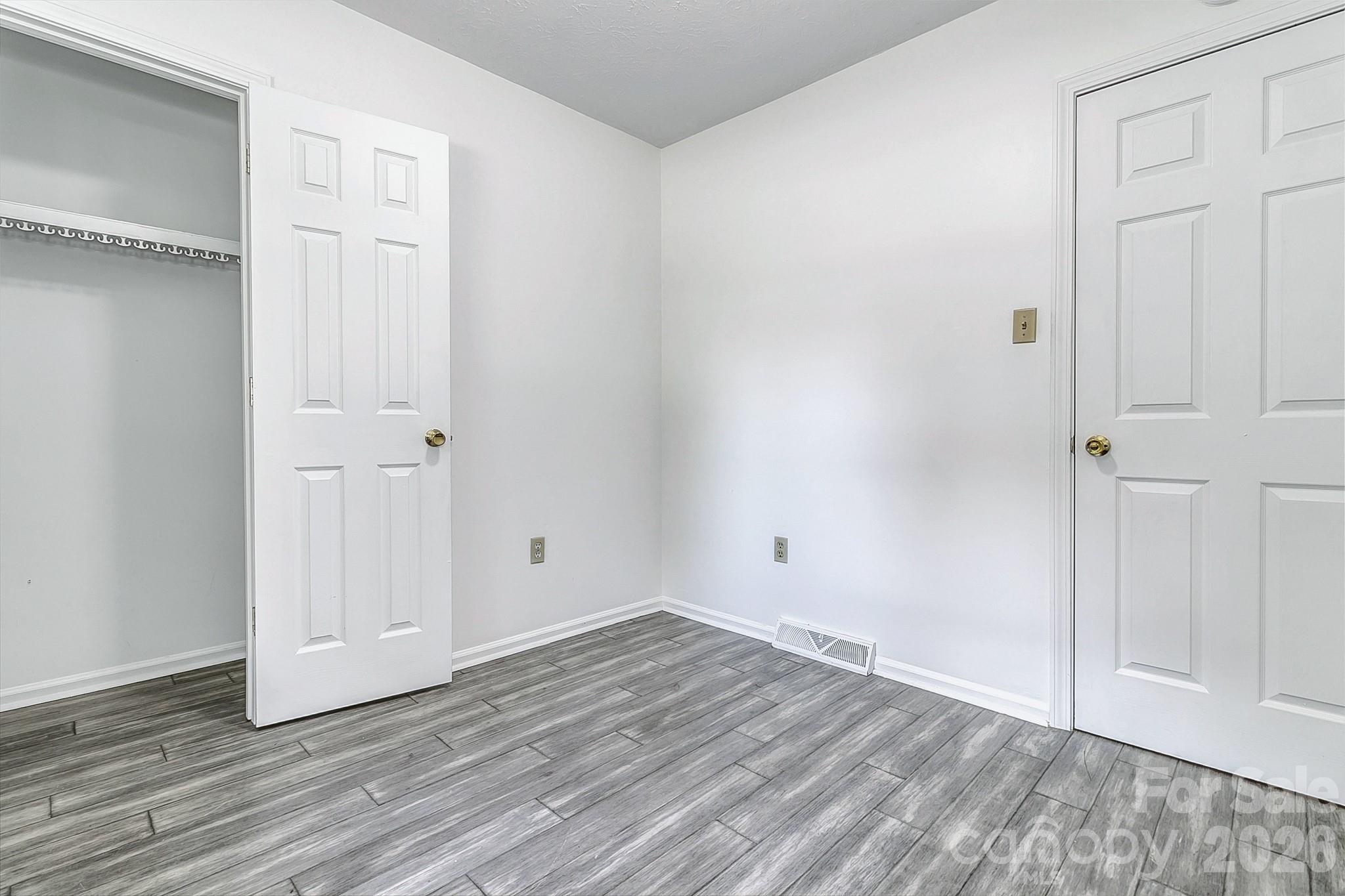 16 Merlin Way Property Photo 20