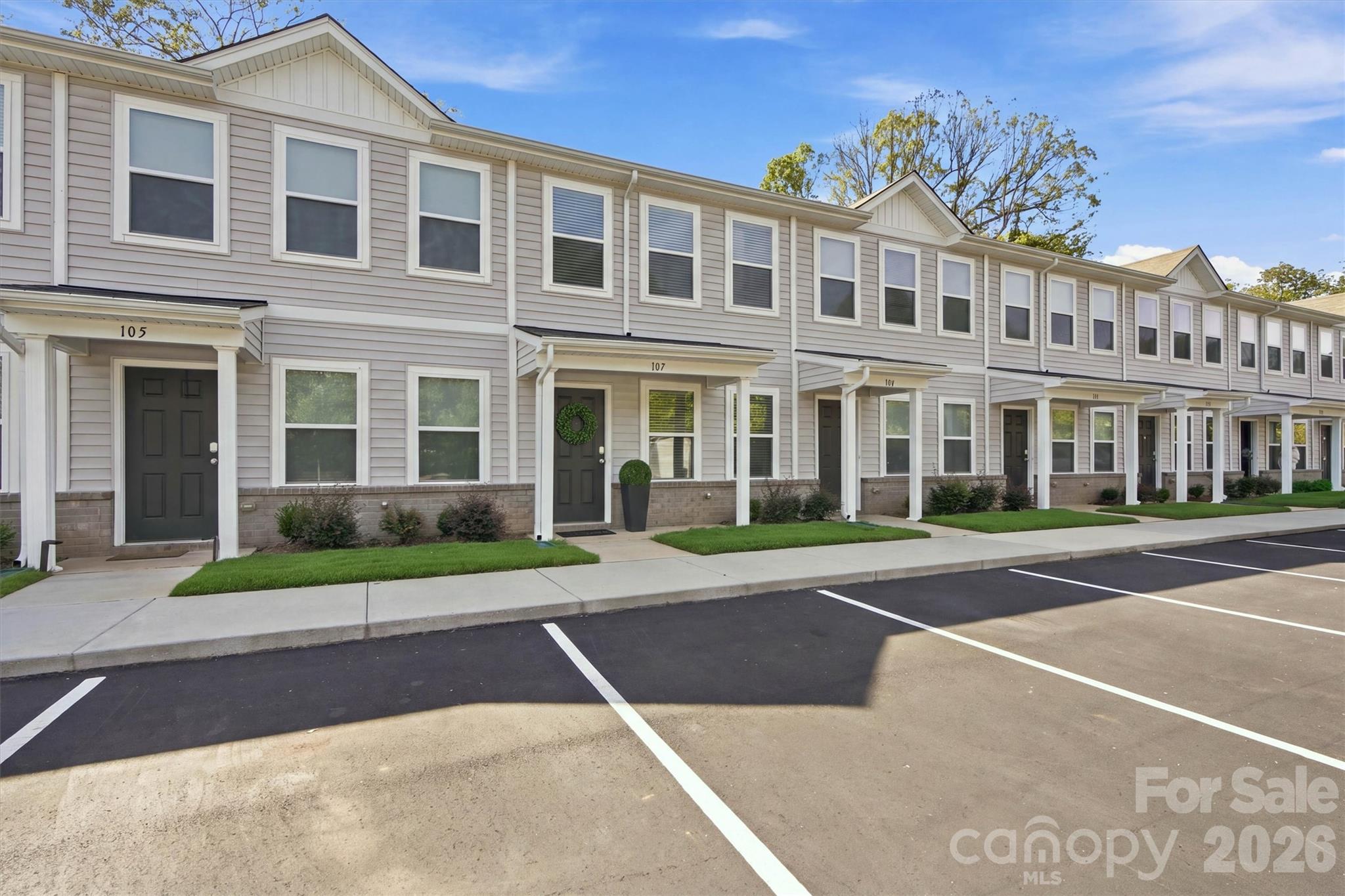 107 Villa Lane 4