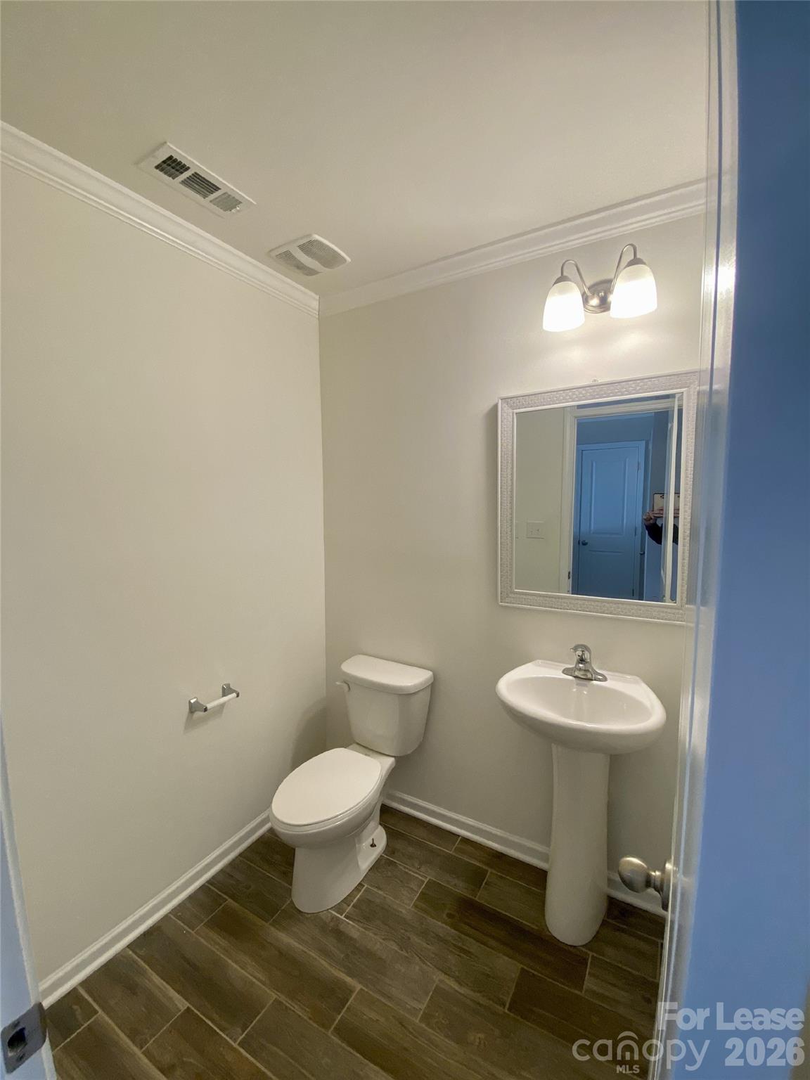 1239 Farm Branch Drive Property Photo 5