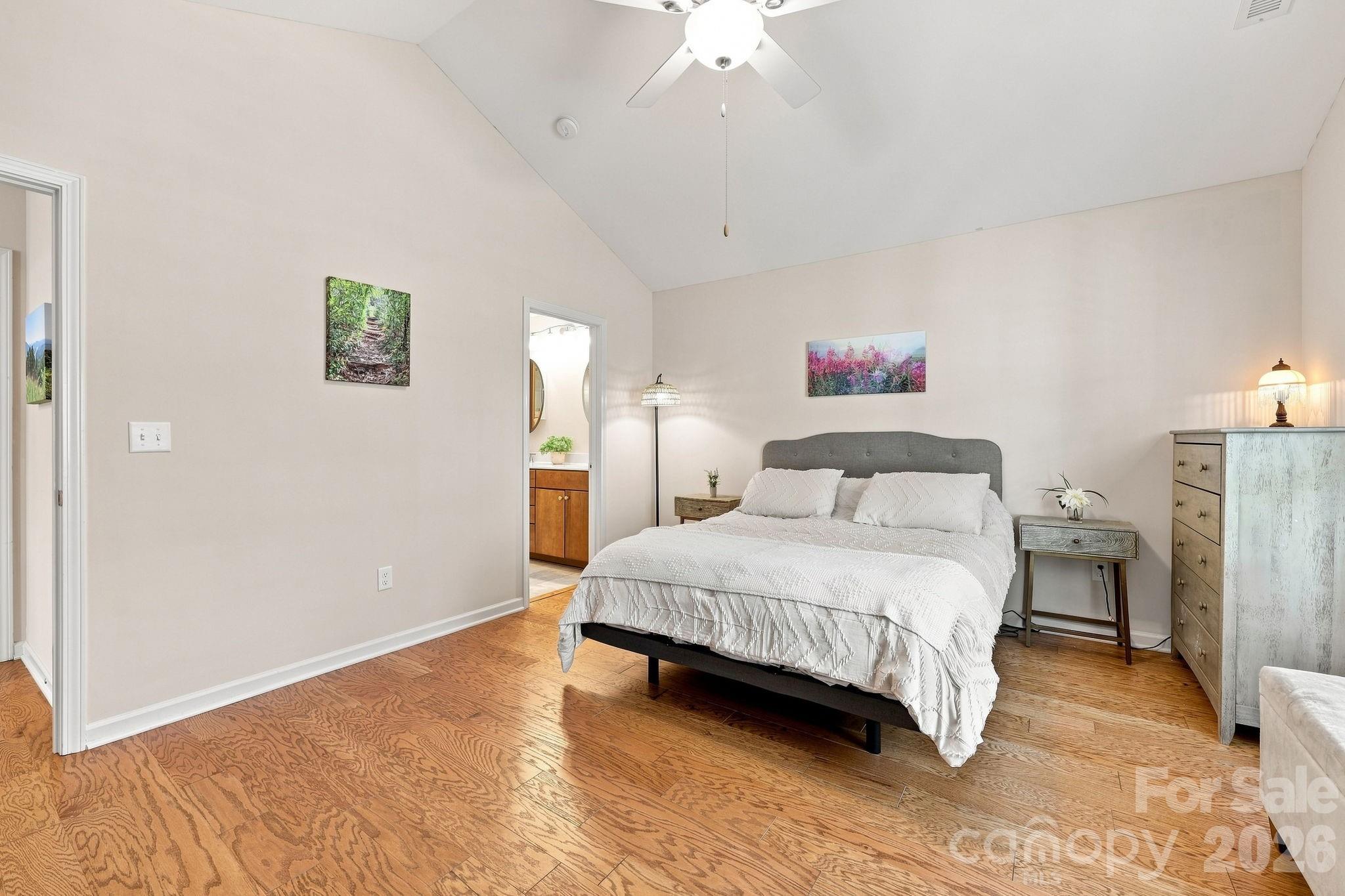 72 Sunny Meadows Boulevard Property Photo 12