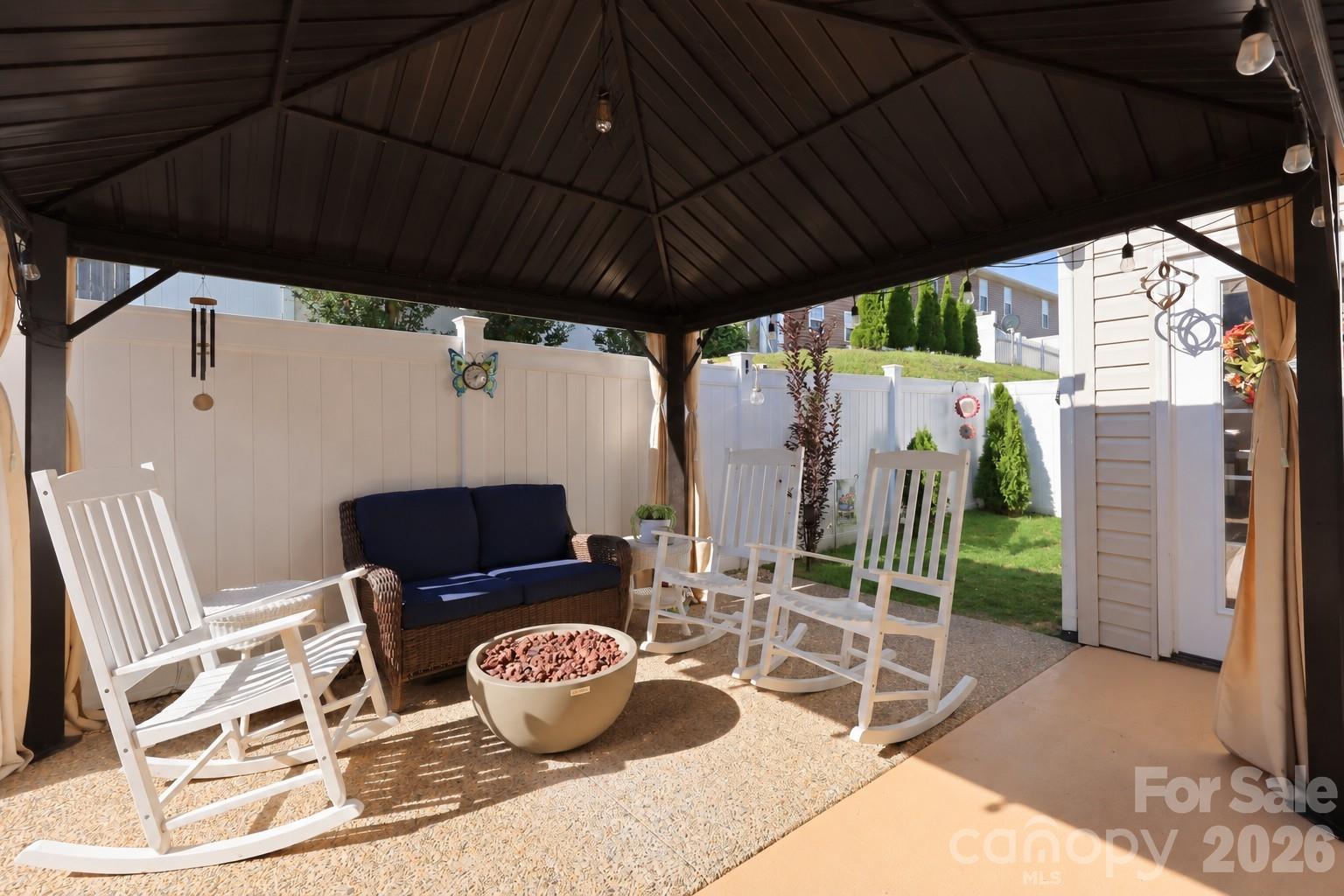72 Sunny Meadows Boulevard Property Photo 23