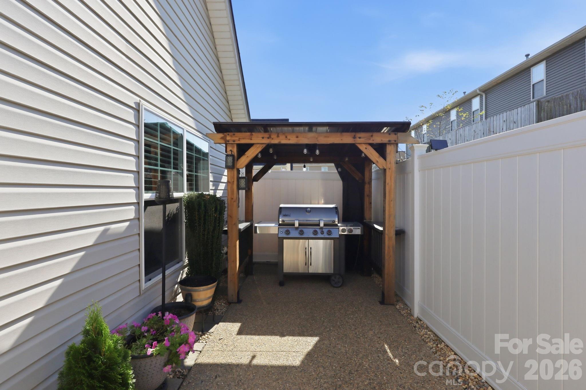 72 Sunny Meadows Boulevard Property Photo 25