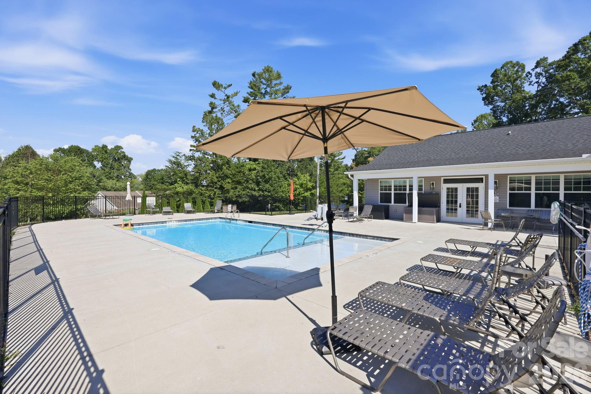 72 Sunny Meadows Boulevard Property Photo 35