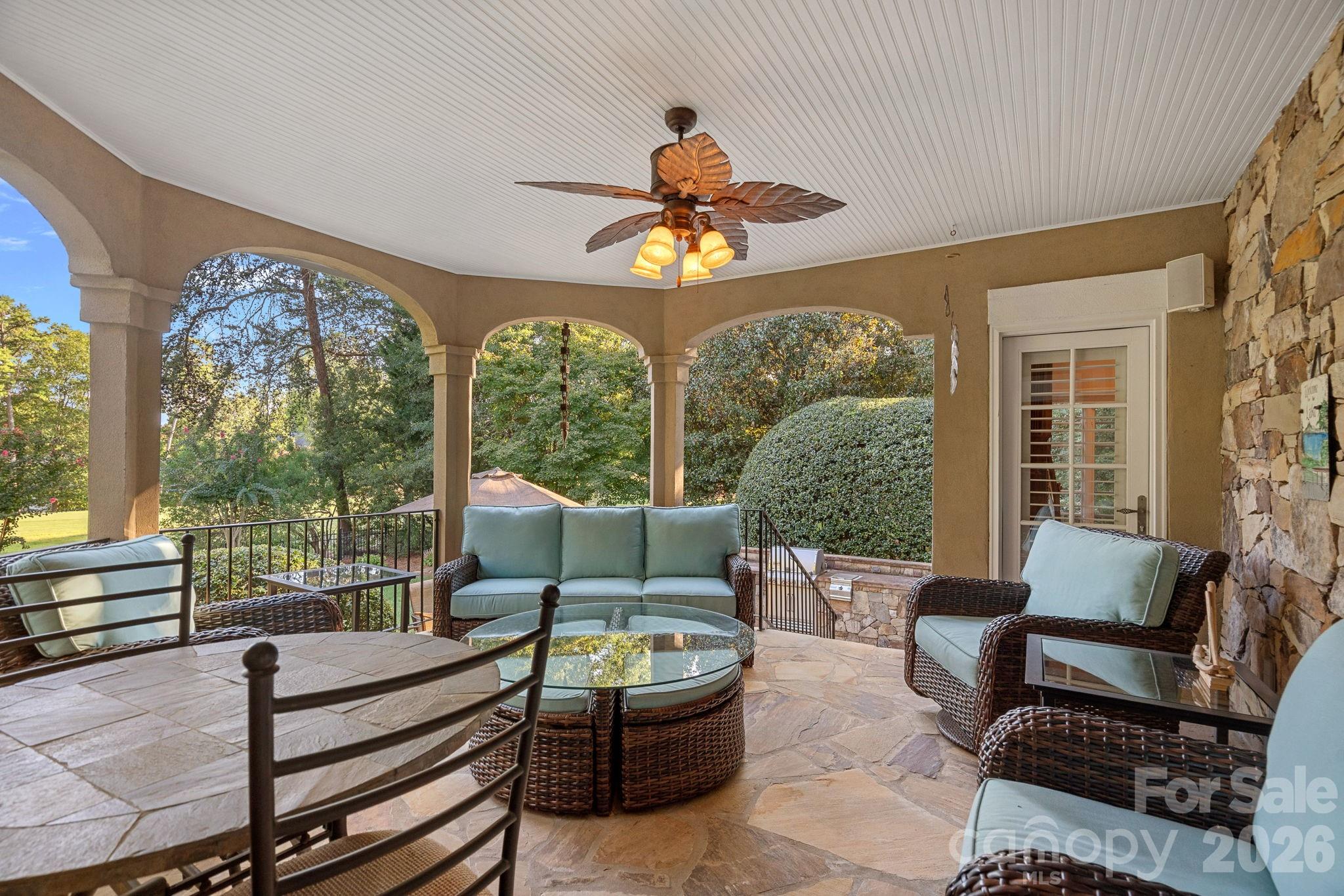18350 Invergordon Lane Property Photo 10