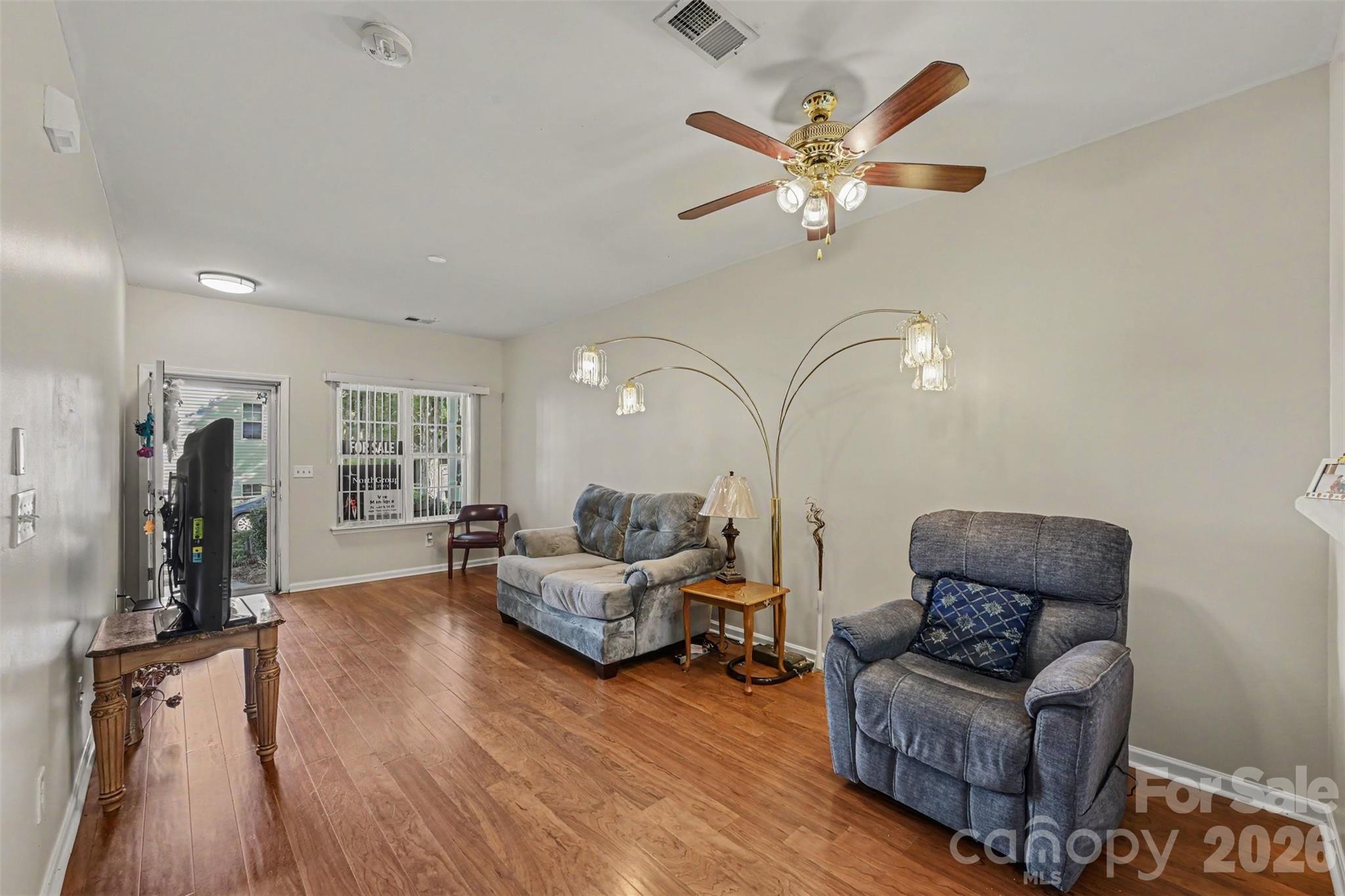 539 Delta Drive Property Photo 7