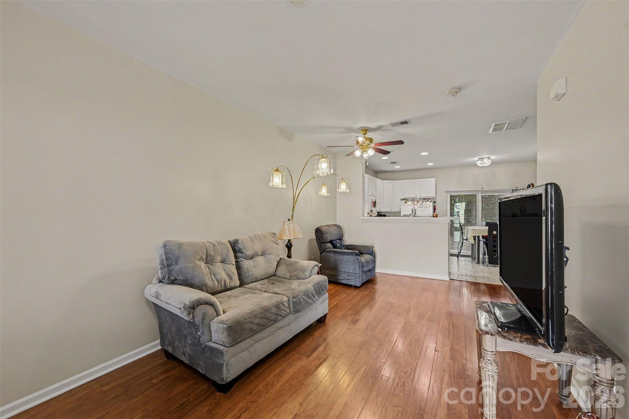 539 Delta Drive Property Photo 8