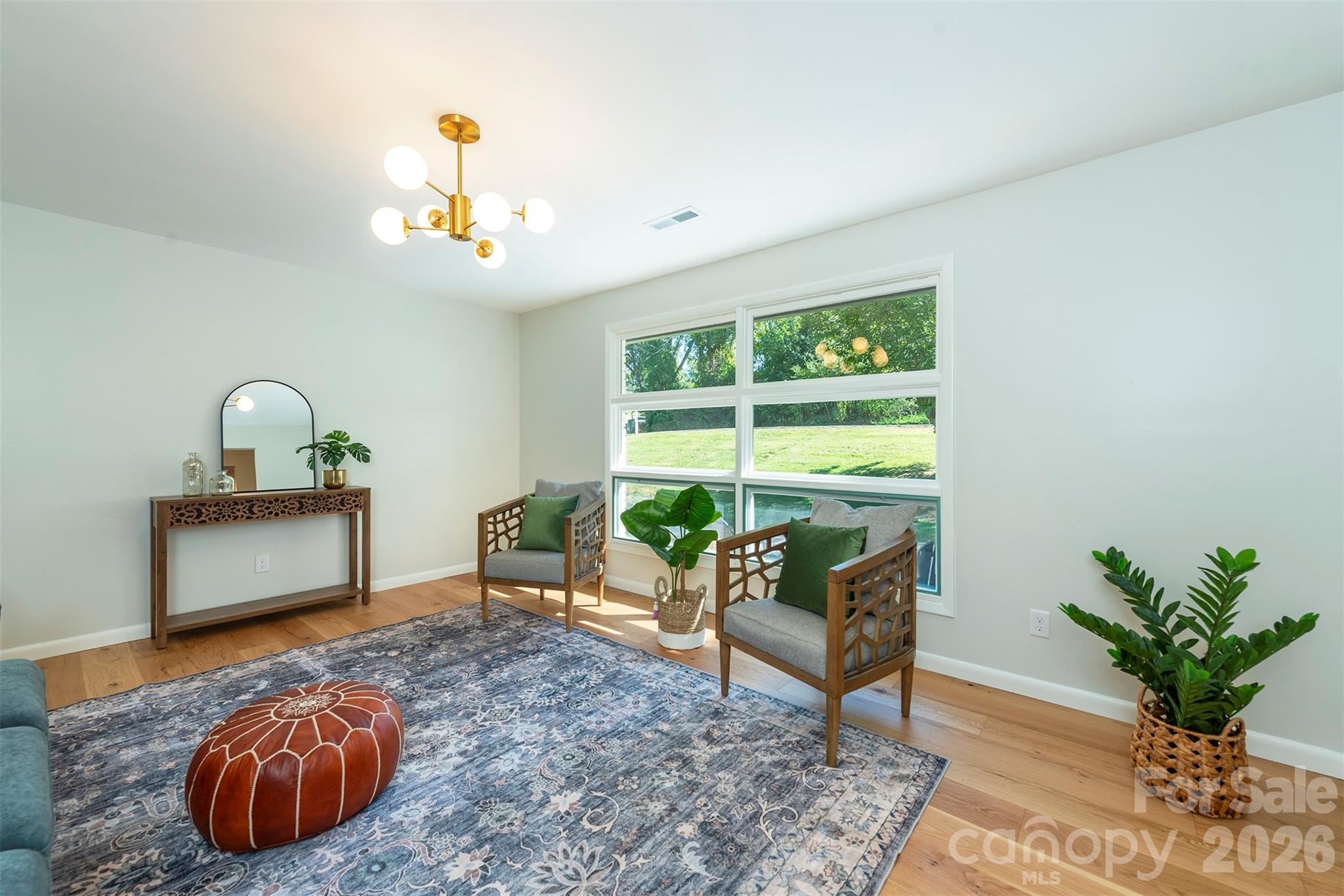 68 Sun Valley Drive Property Photo 4