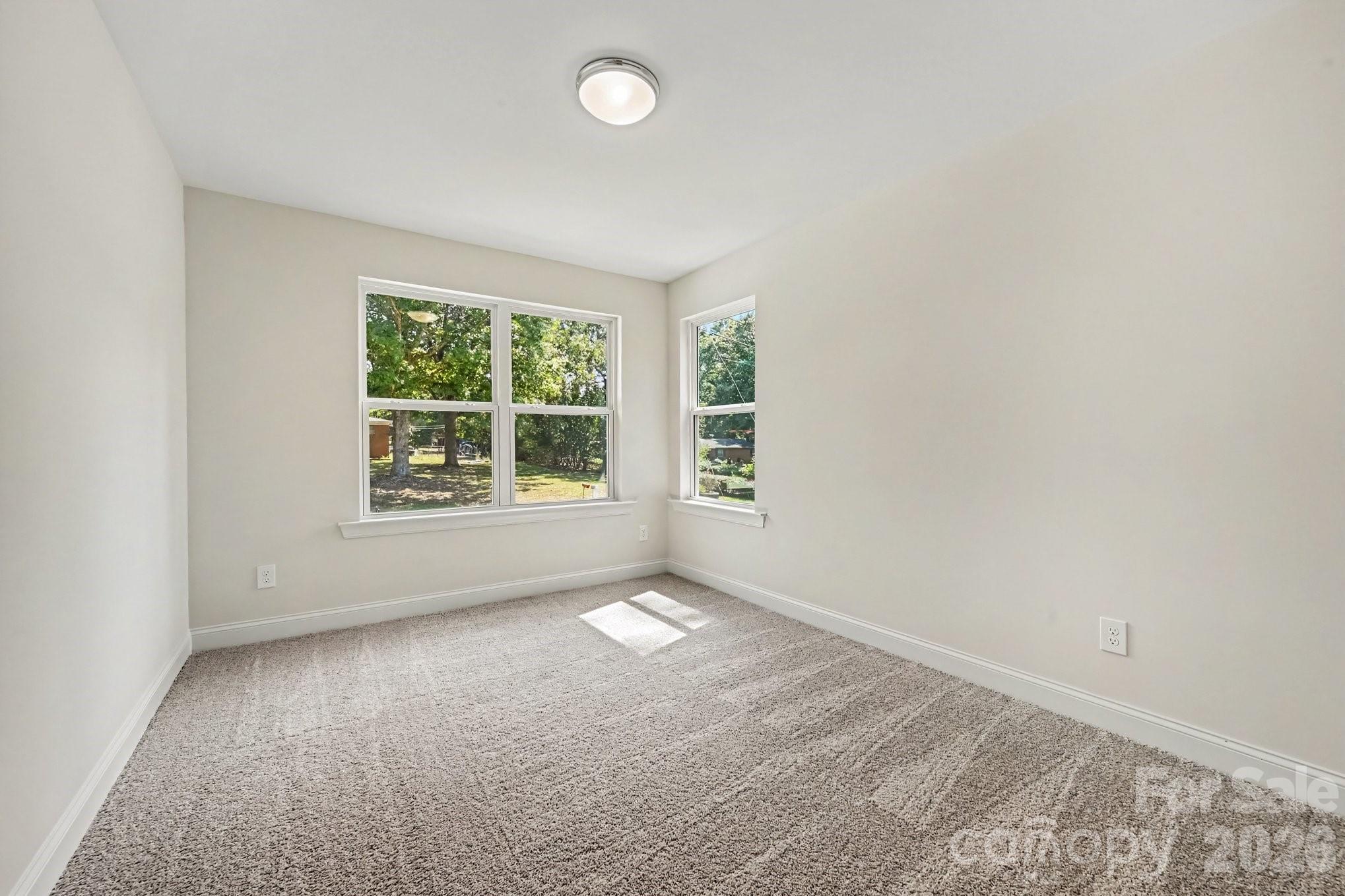 2883 Loviee Road Property Photo 17