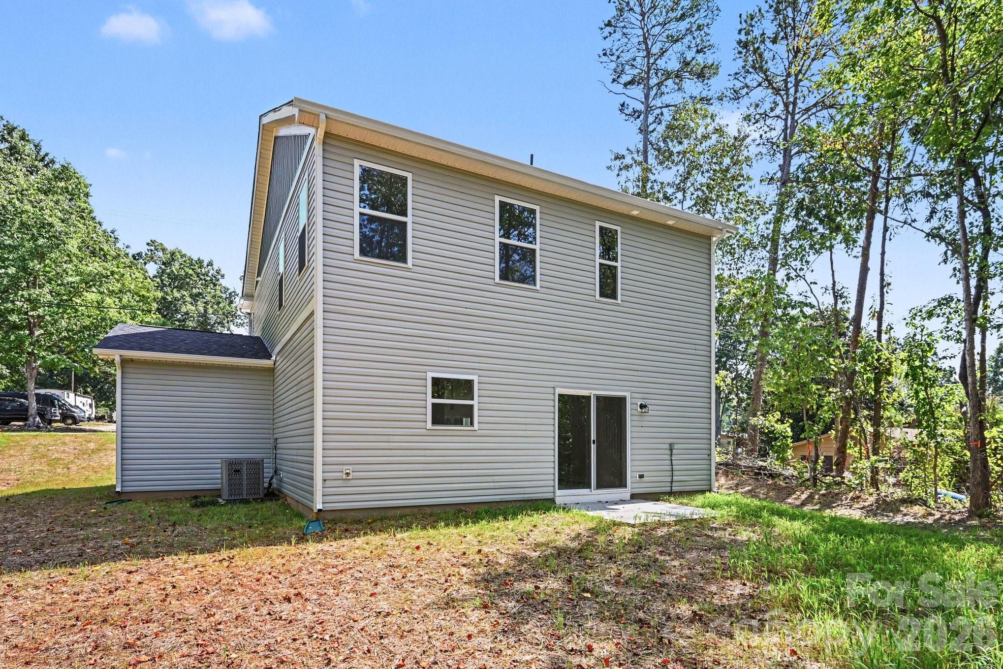 2883 Loviee Road Property Photo 24