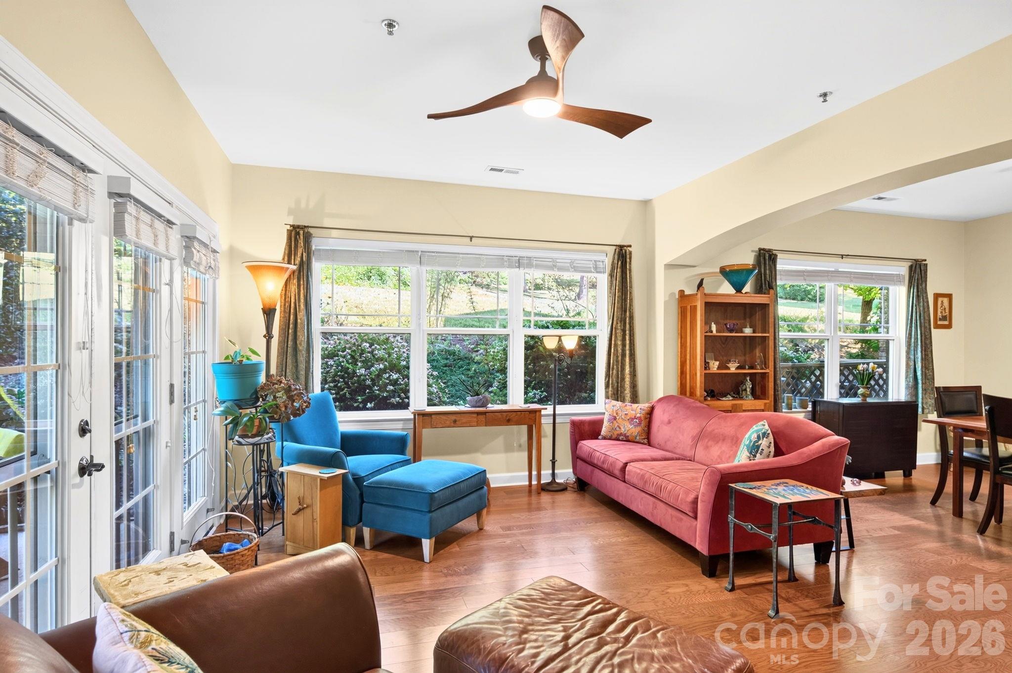 40 Hyannis Drive 203 Property Photo 17