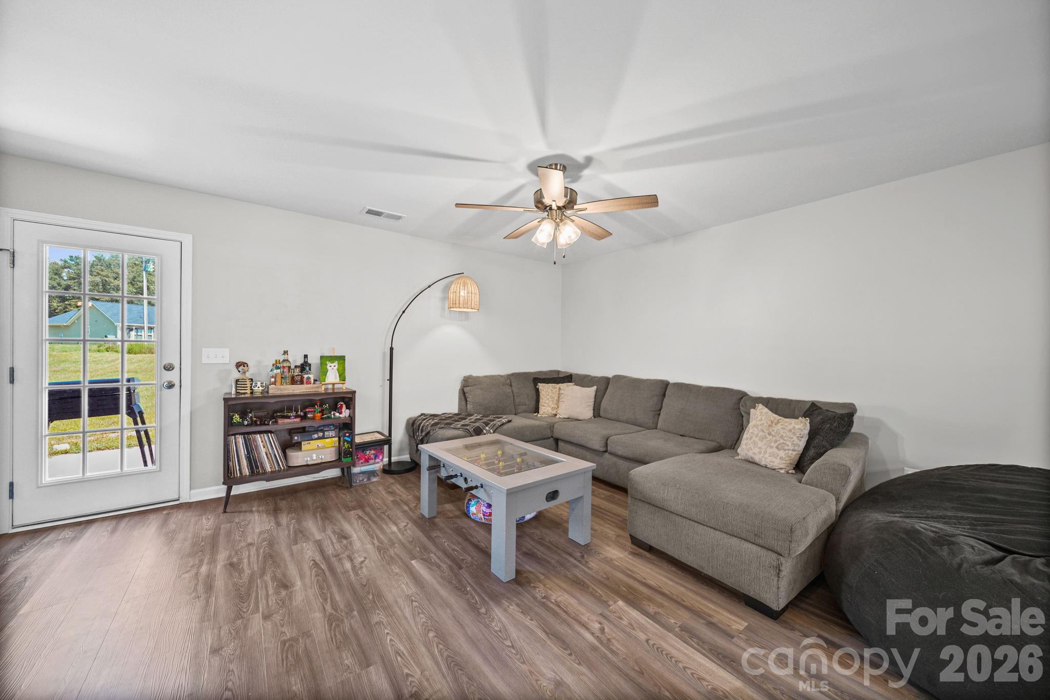 115 Fir Street Property Photo 4