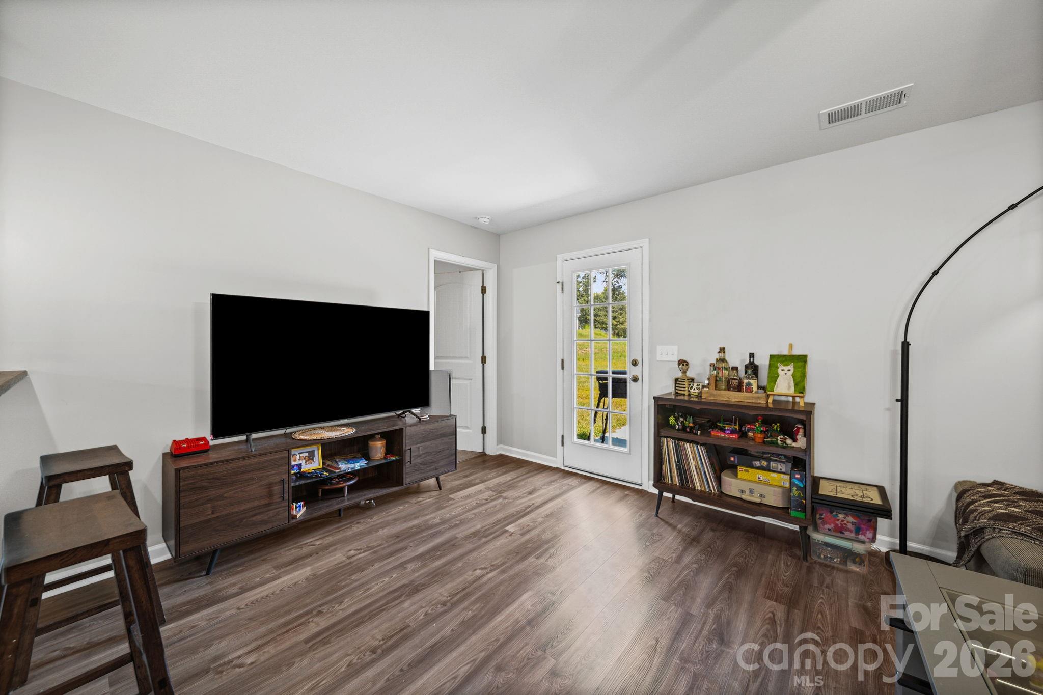 115 Fir Street Property Photo 5